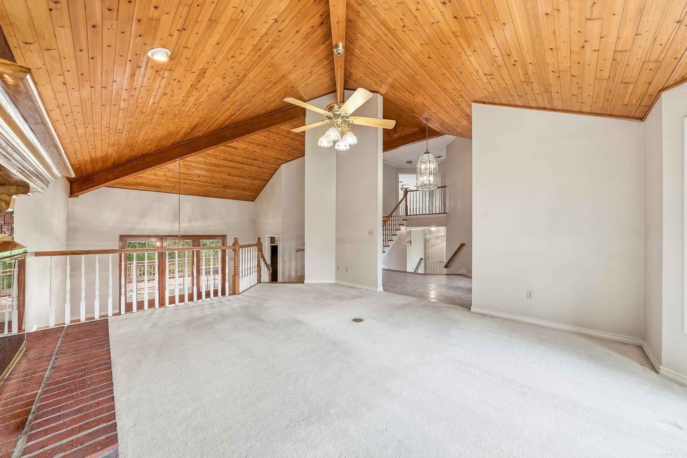 161 White Tail Drive Property Photo 7