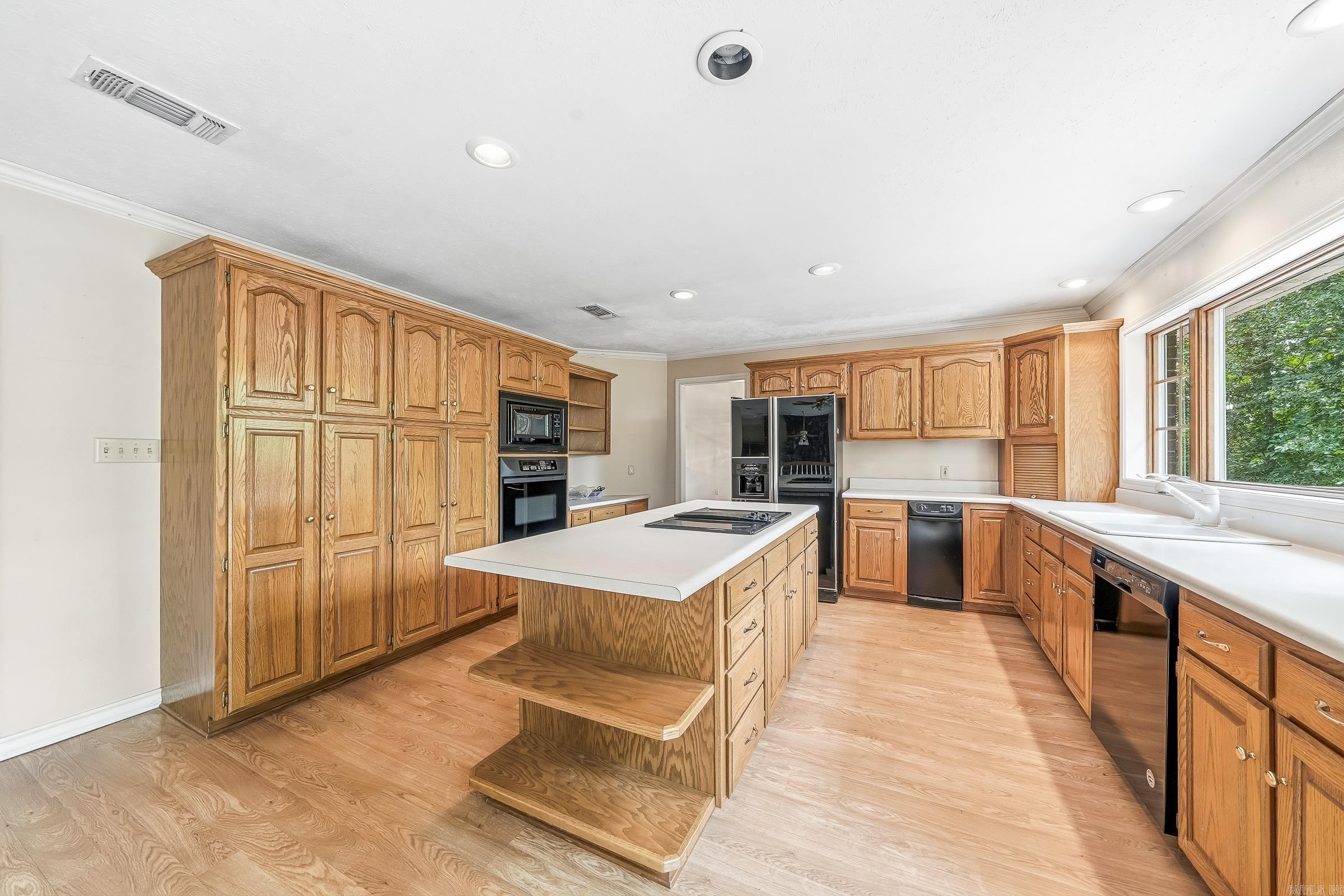 161 White Tail Drive Property Photo 13