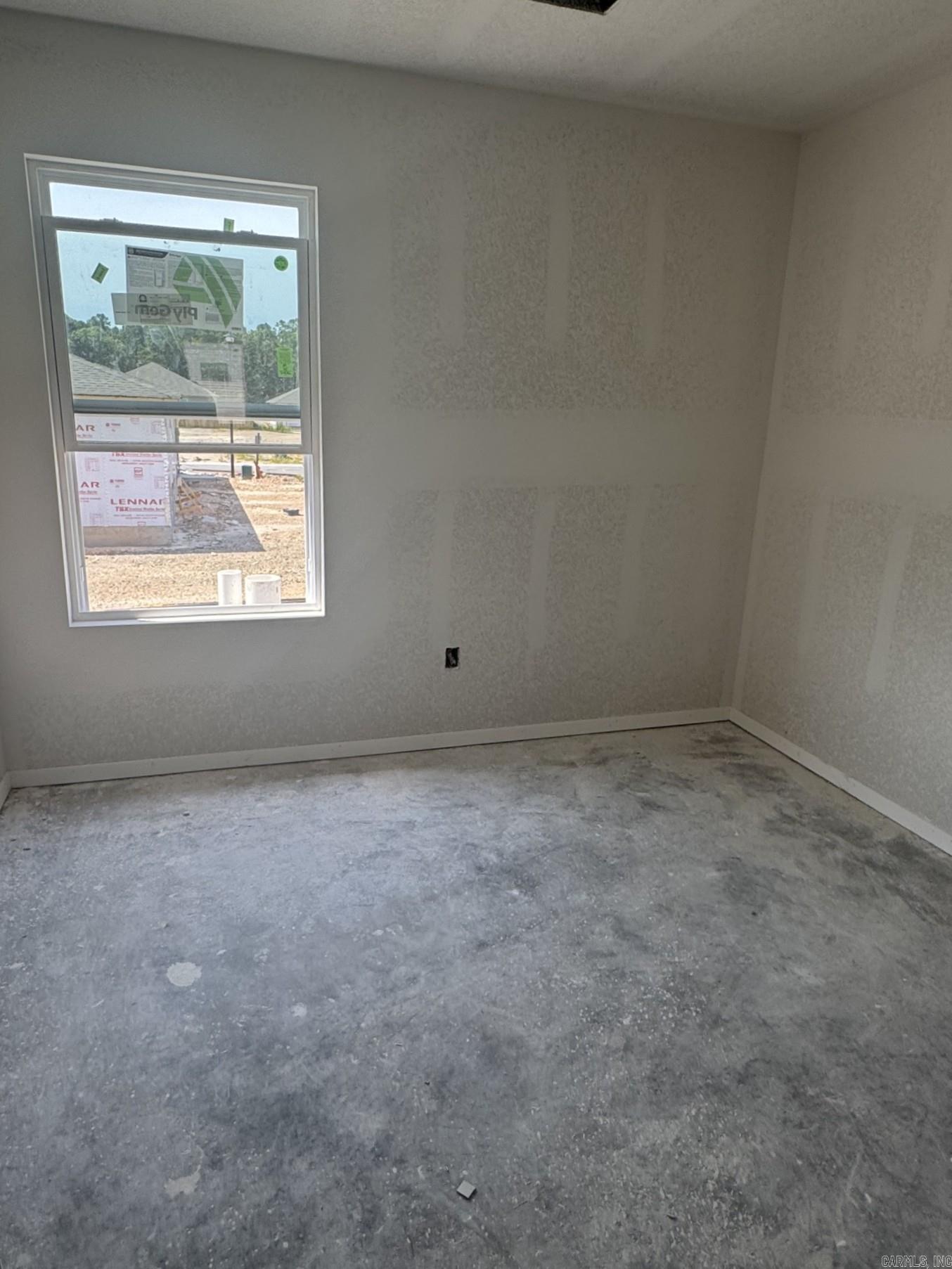 2360 Bassett Street Property Photo 9