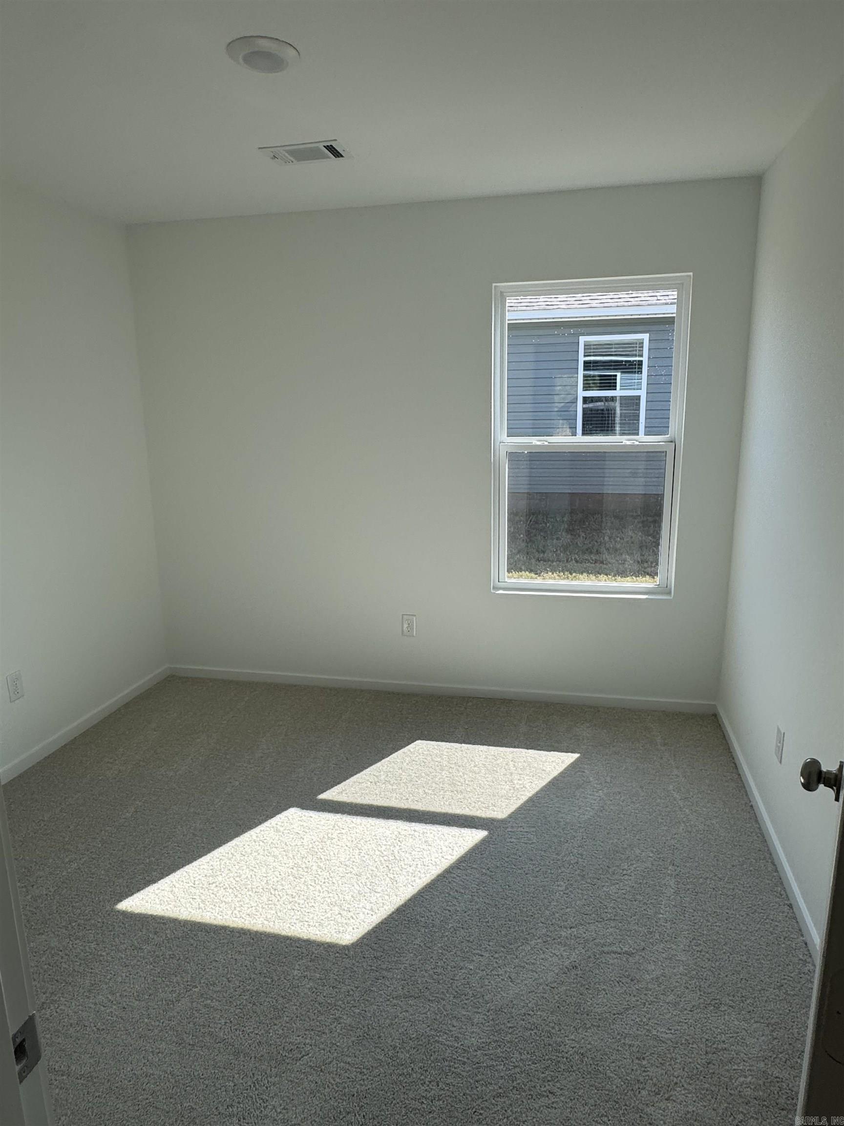 6112 Croft Avenue Property Photo 6