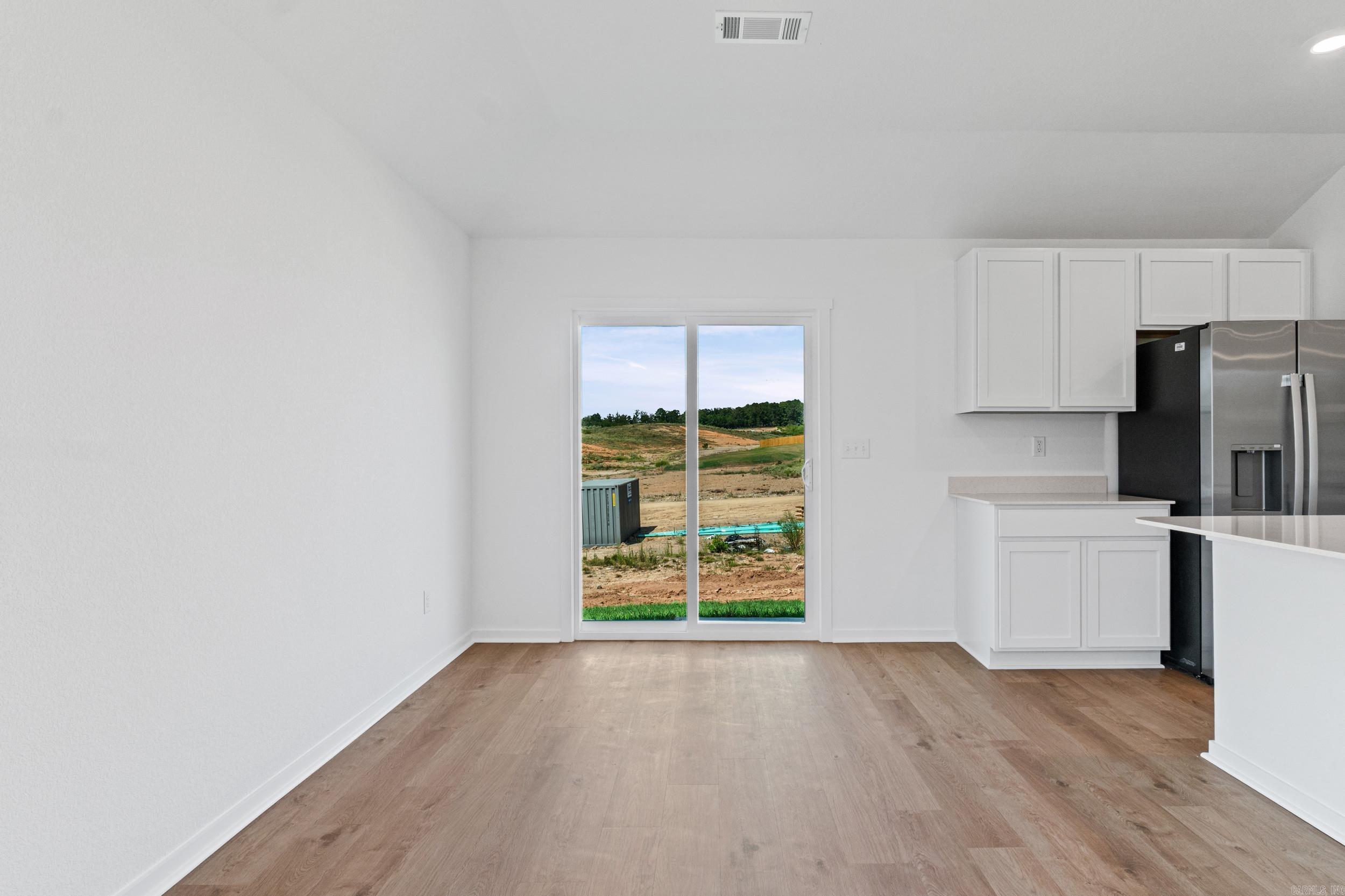 6112 Croft Avenue Property Photo 15