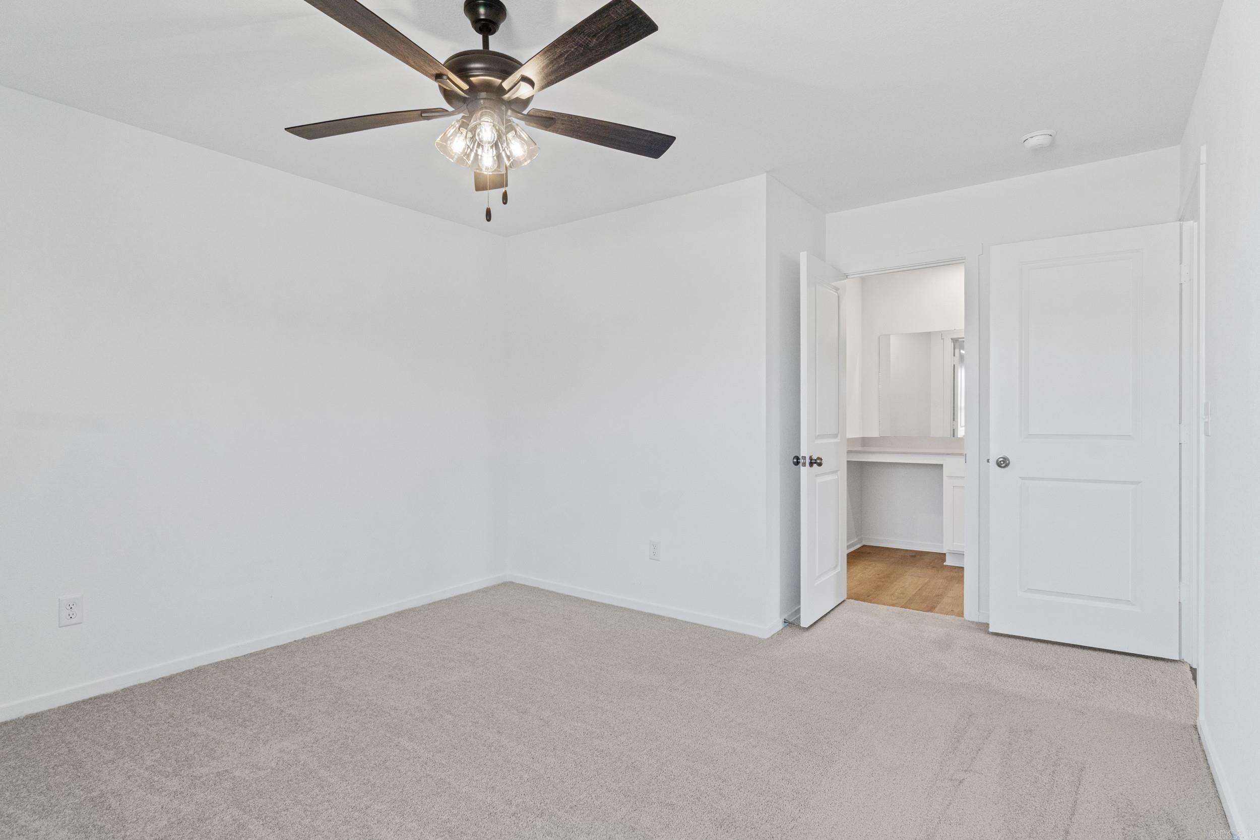 6112 Croft Avenue Property Photo 18
