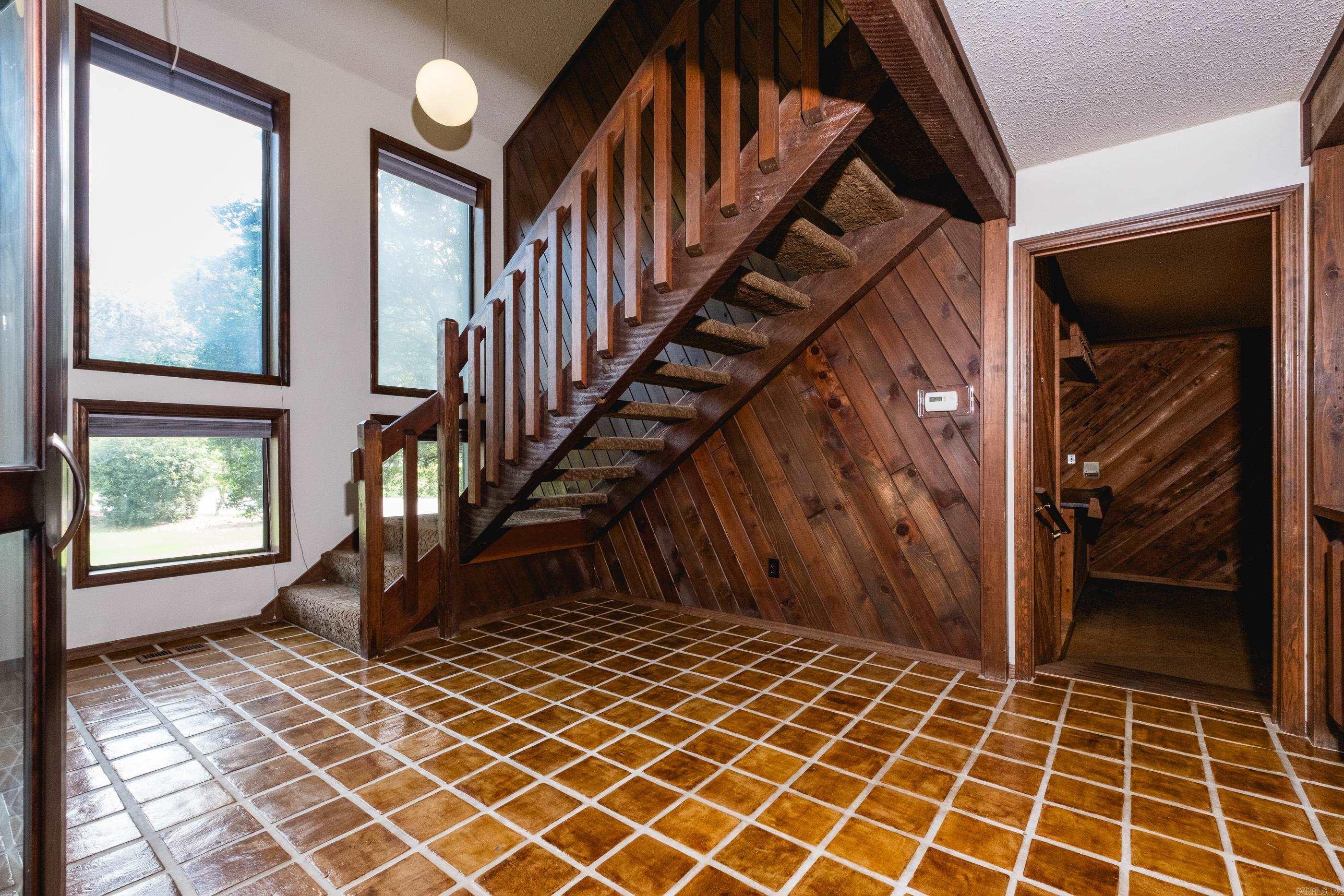 5 Trevino Drive Property Photo 4