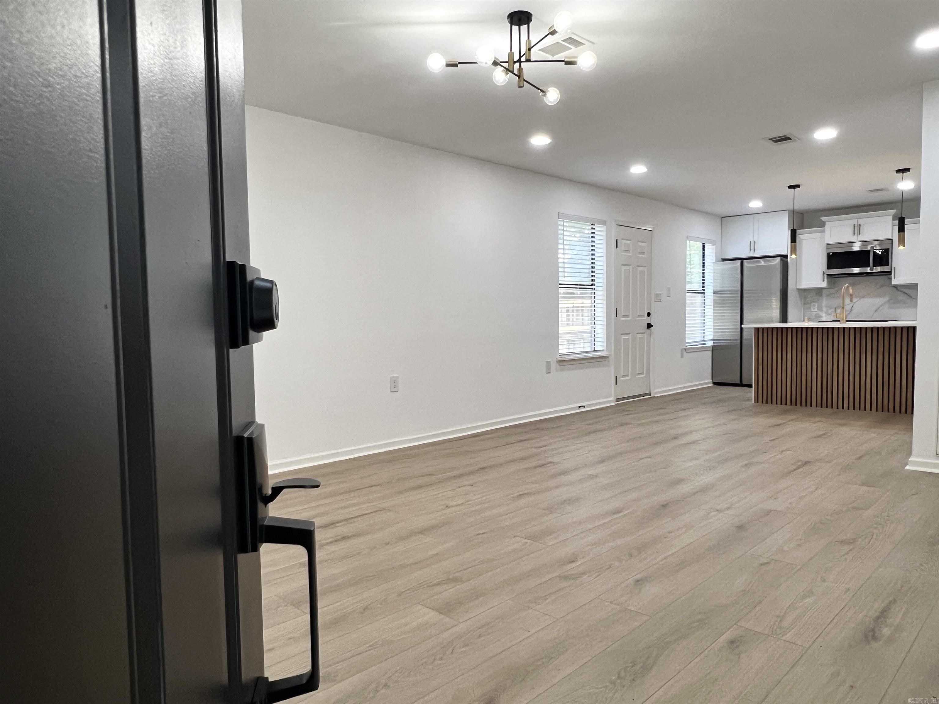 11612 Warren Road Property Photo 3