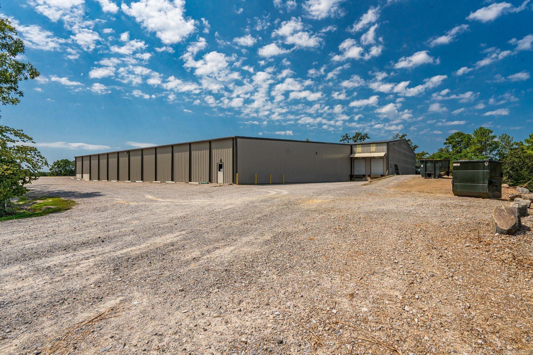 736 (5k-sf) Mid America Boulevard Property Photo 4