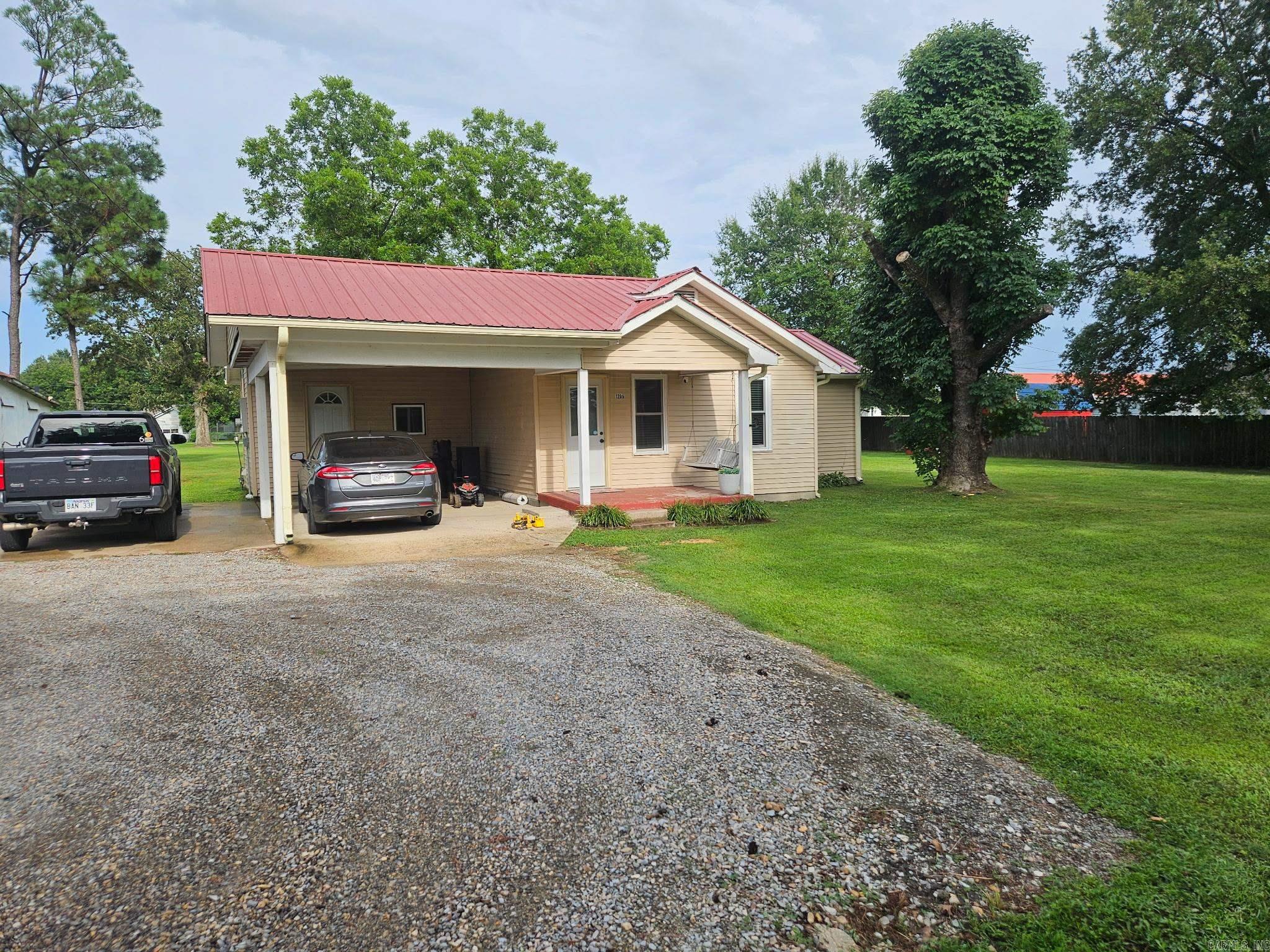 1205 S Dodd Street Property Photo 14