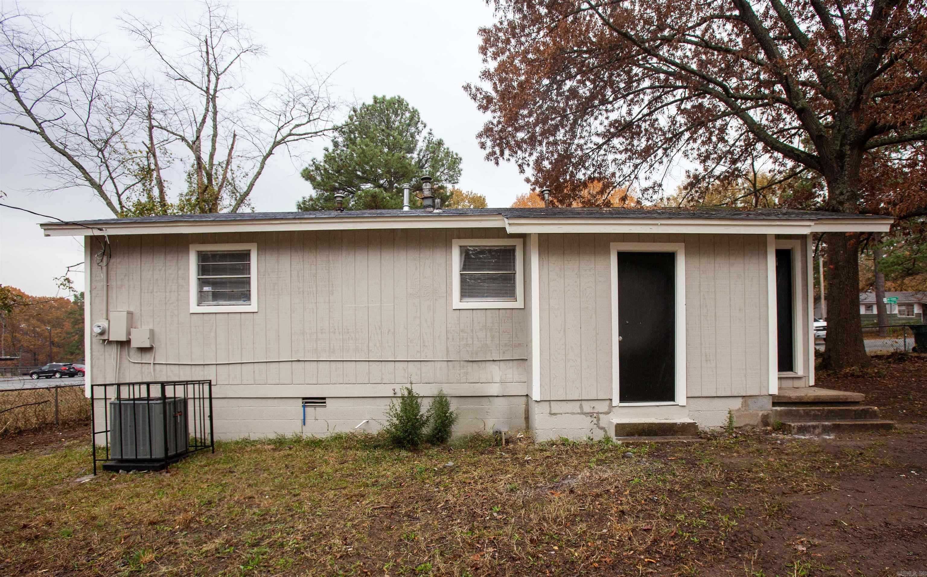 7124 Twin Oaks Rd Property Photo 13