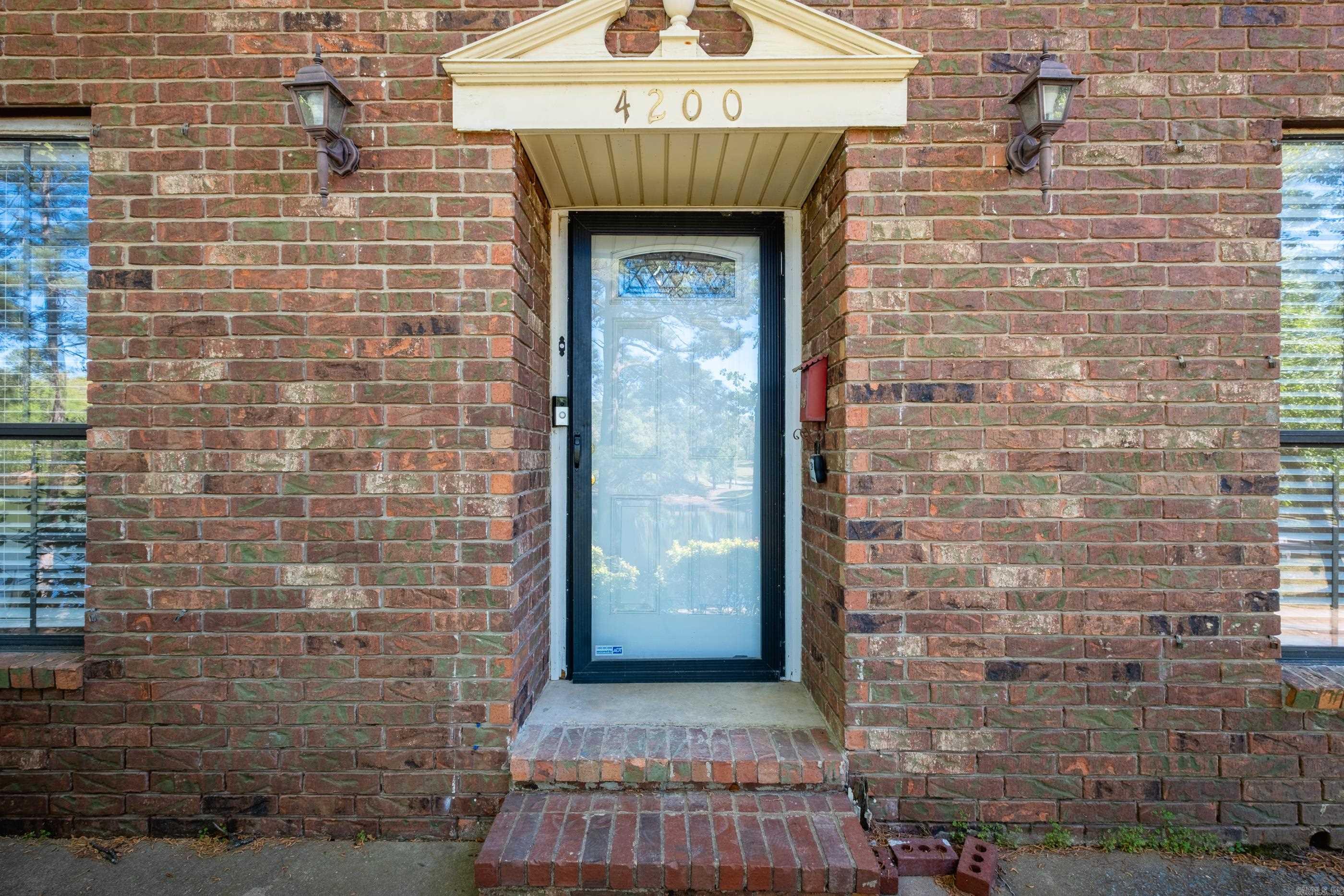 4200 Edgemere Property Photo 3