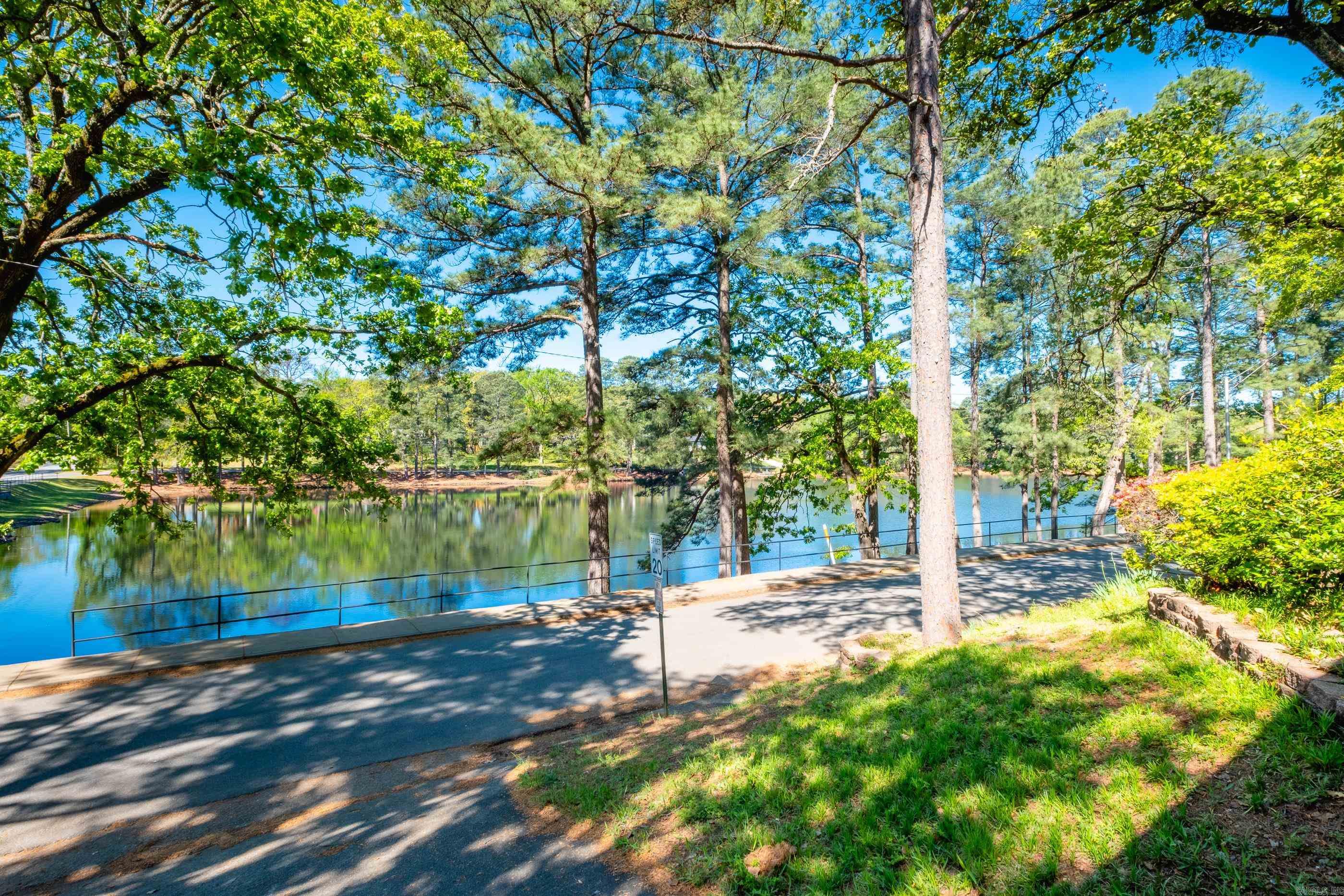 4200 Edgemere Property Photo 8