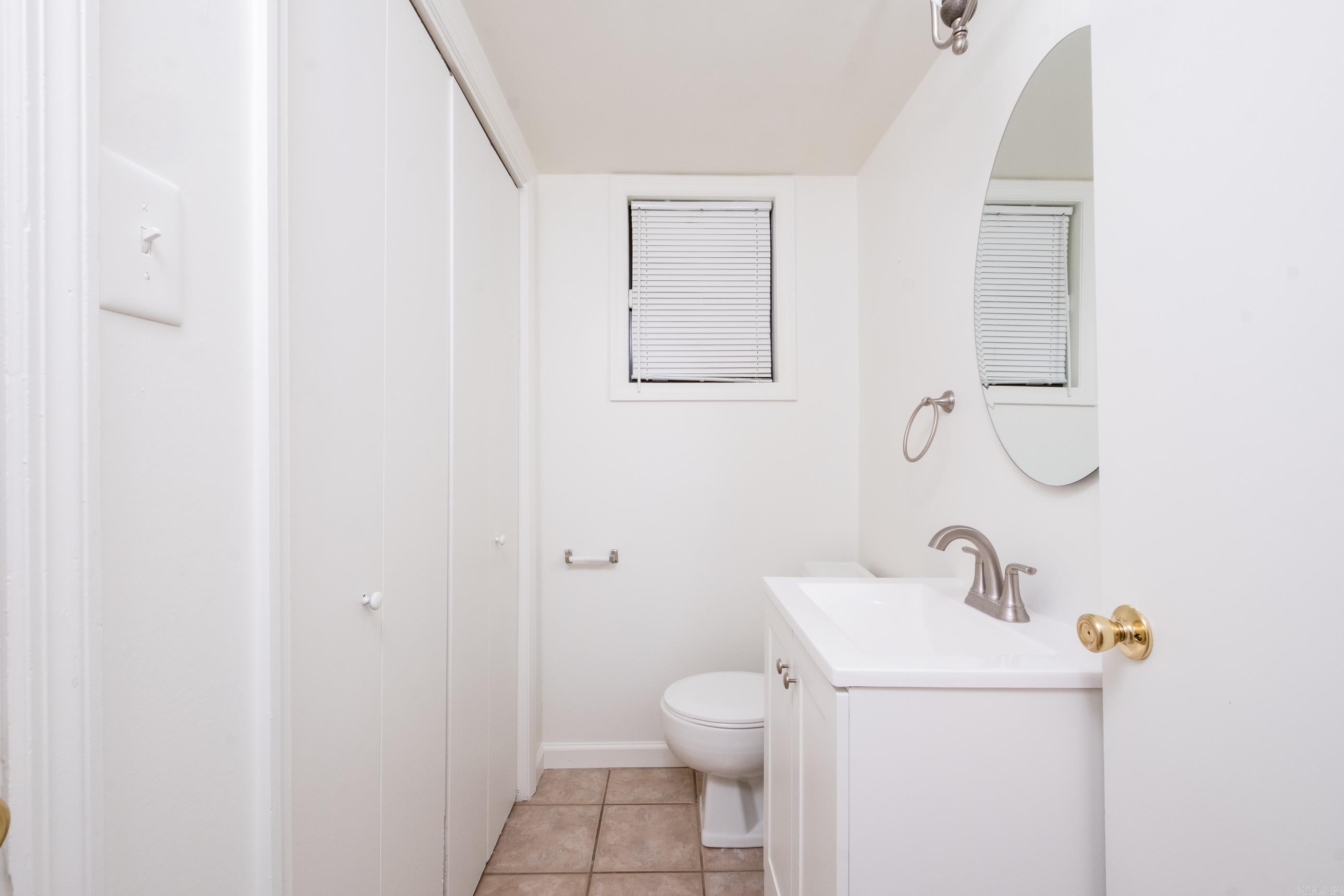 4200 Edgemere Property Photo 18