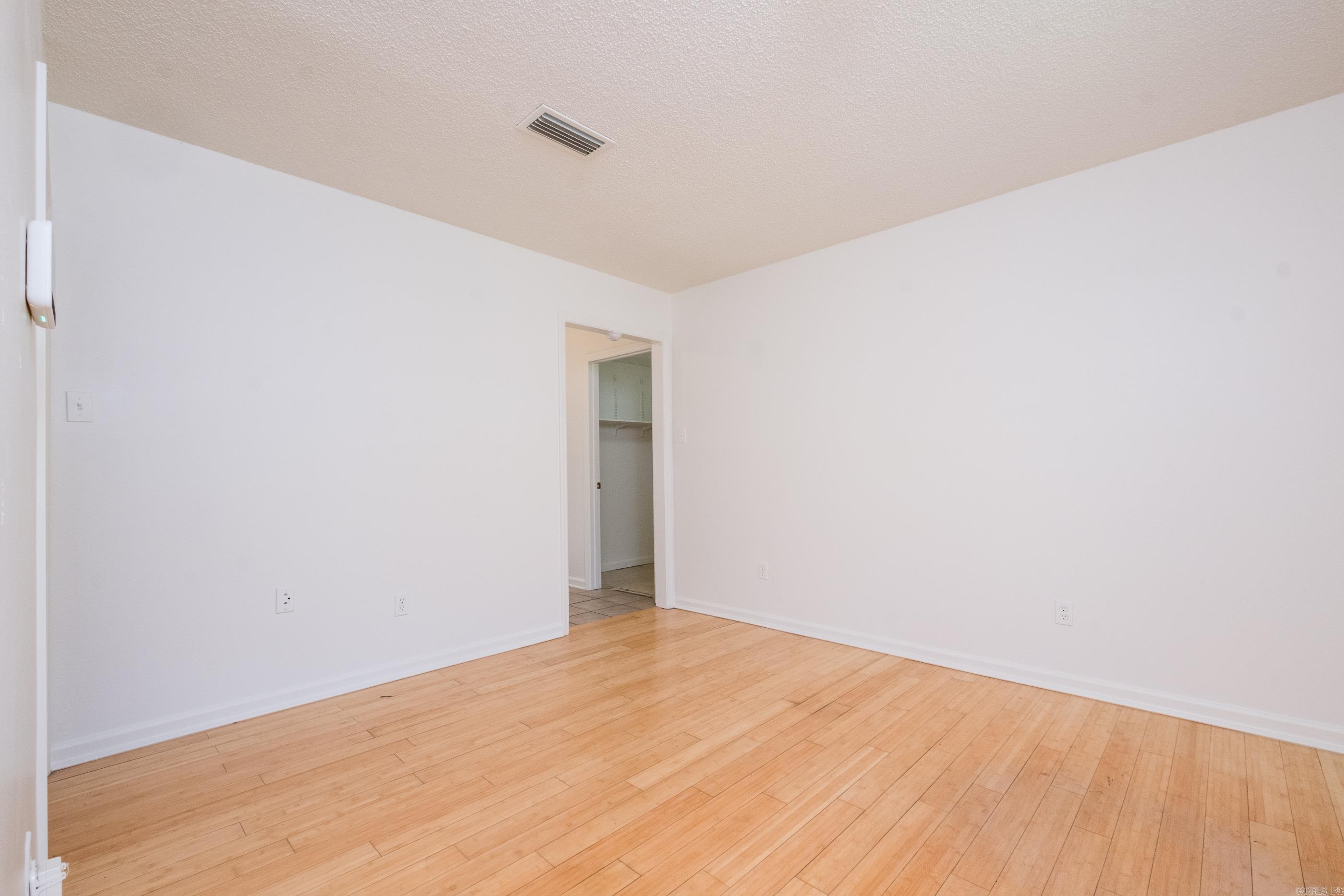 4200 Edgemere Property Photo 21