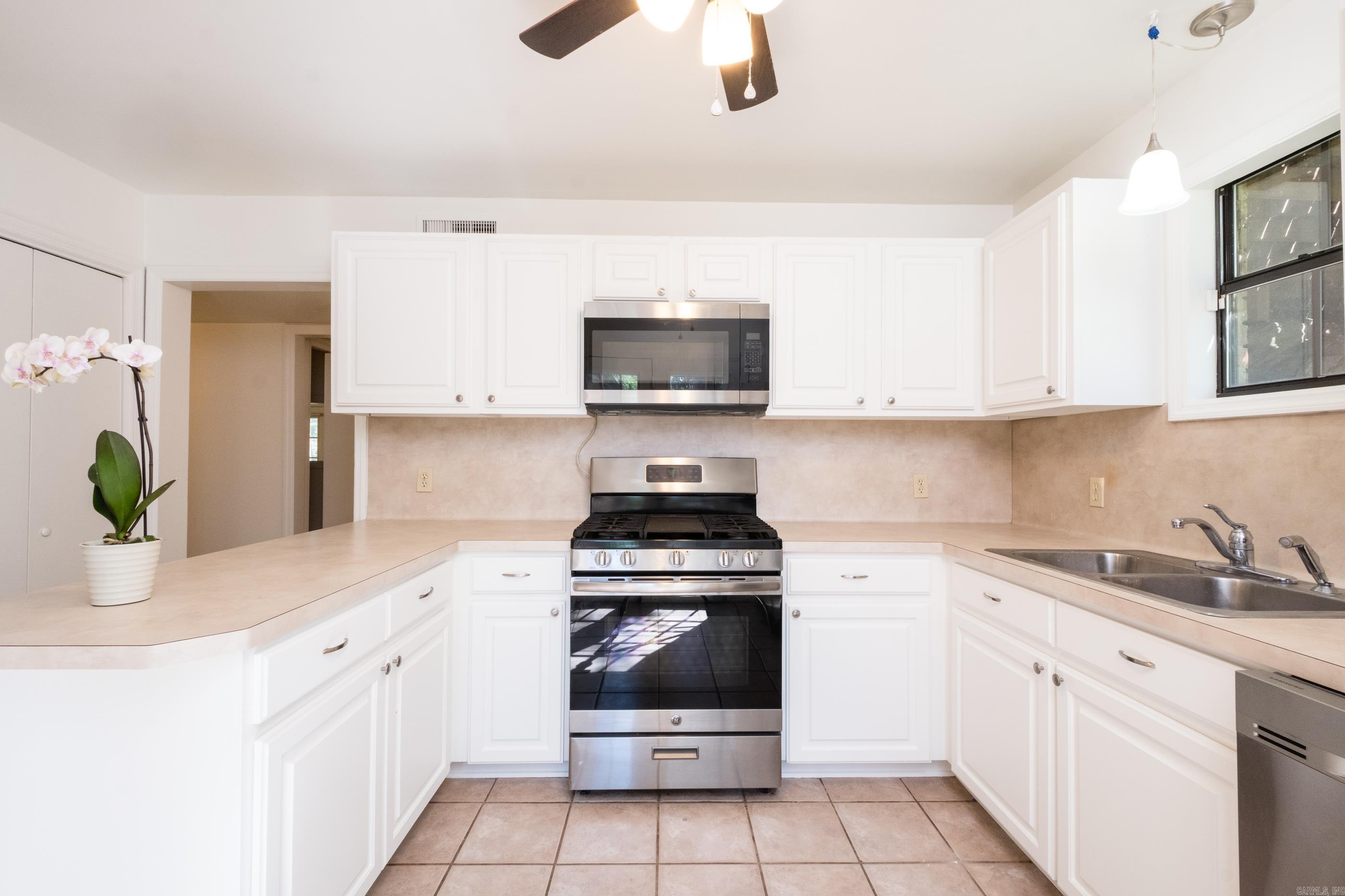 4200 Edgemere Property Photo 25