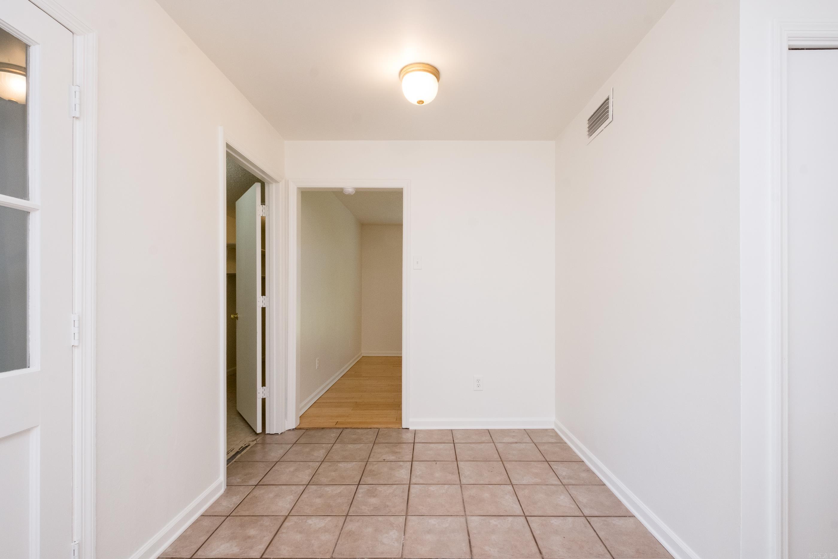 4200 Edgemere Property Photo 28