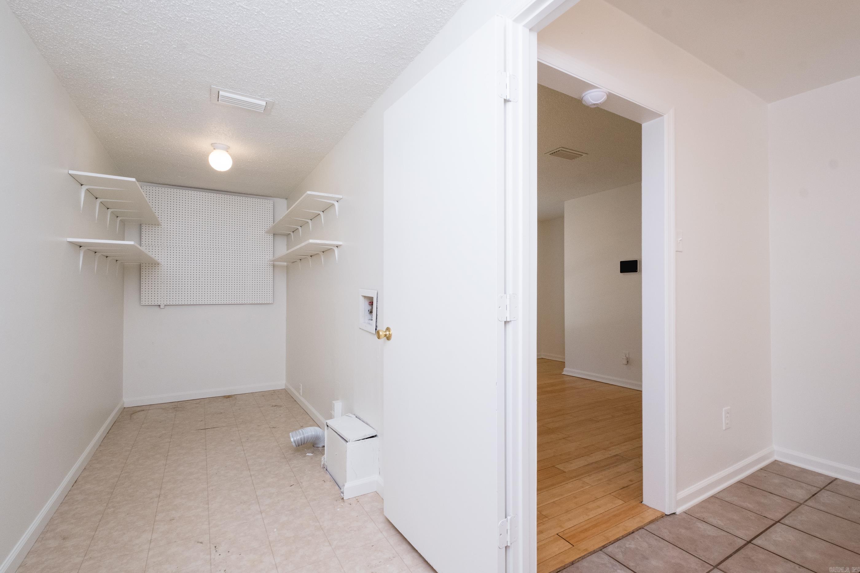 4200 Edgemere Property Photo 29