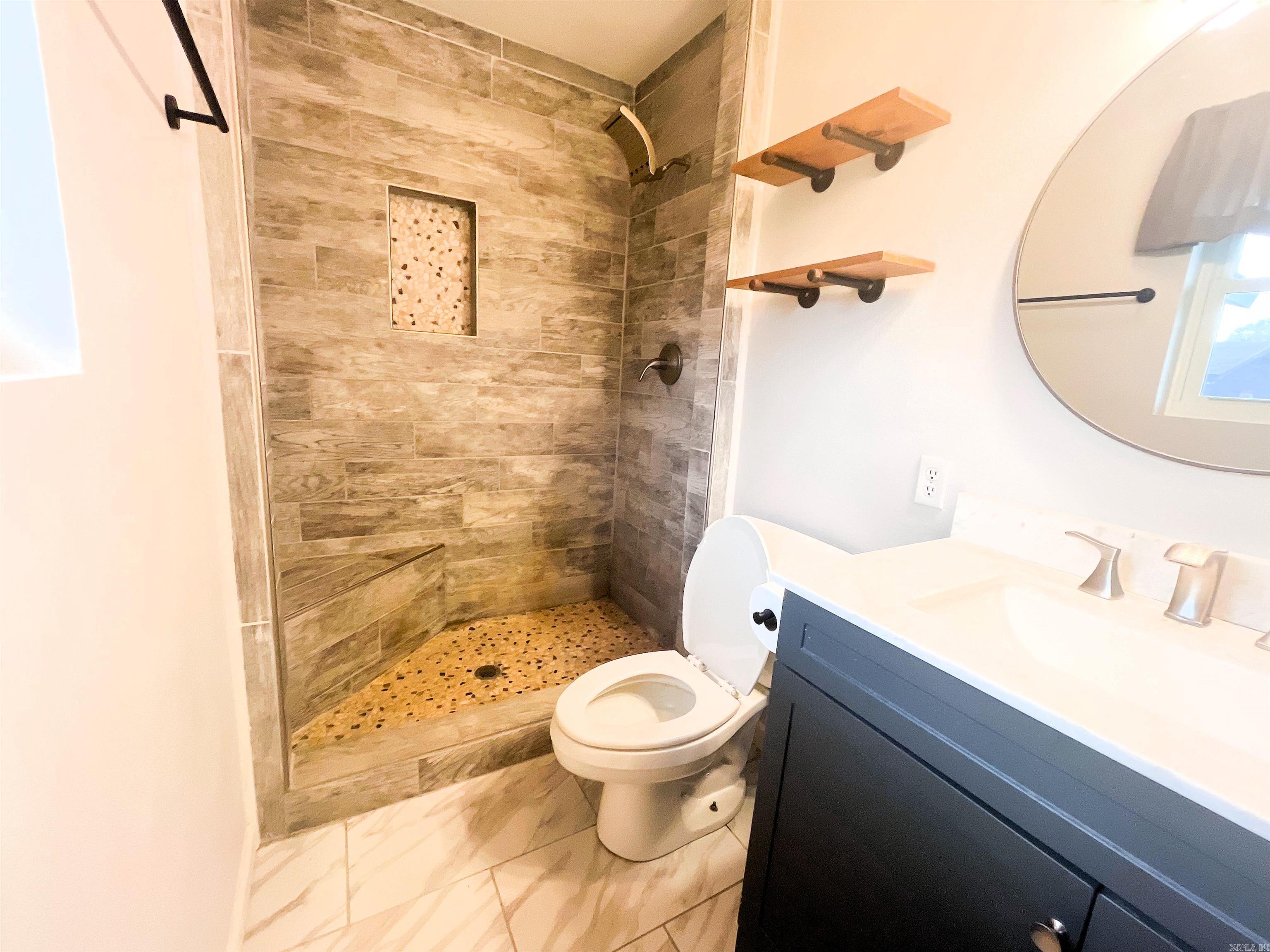 1511 Leona Drive Property Photo 12