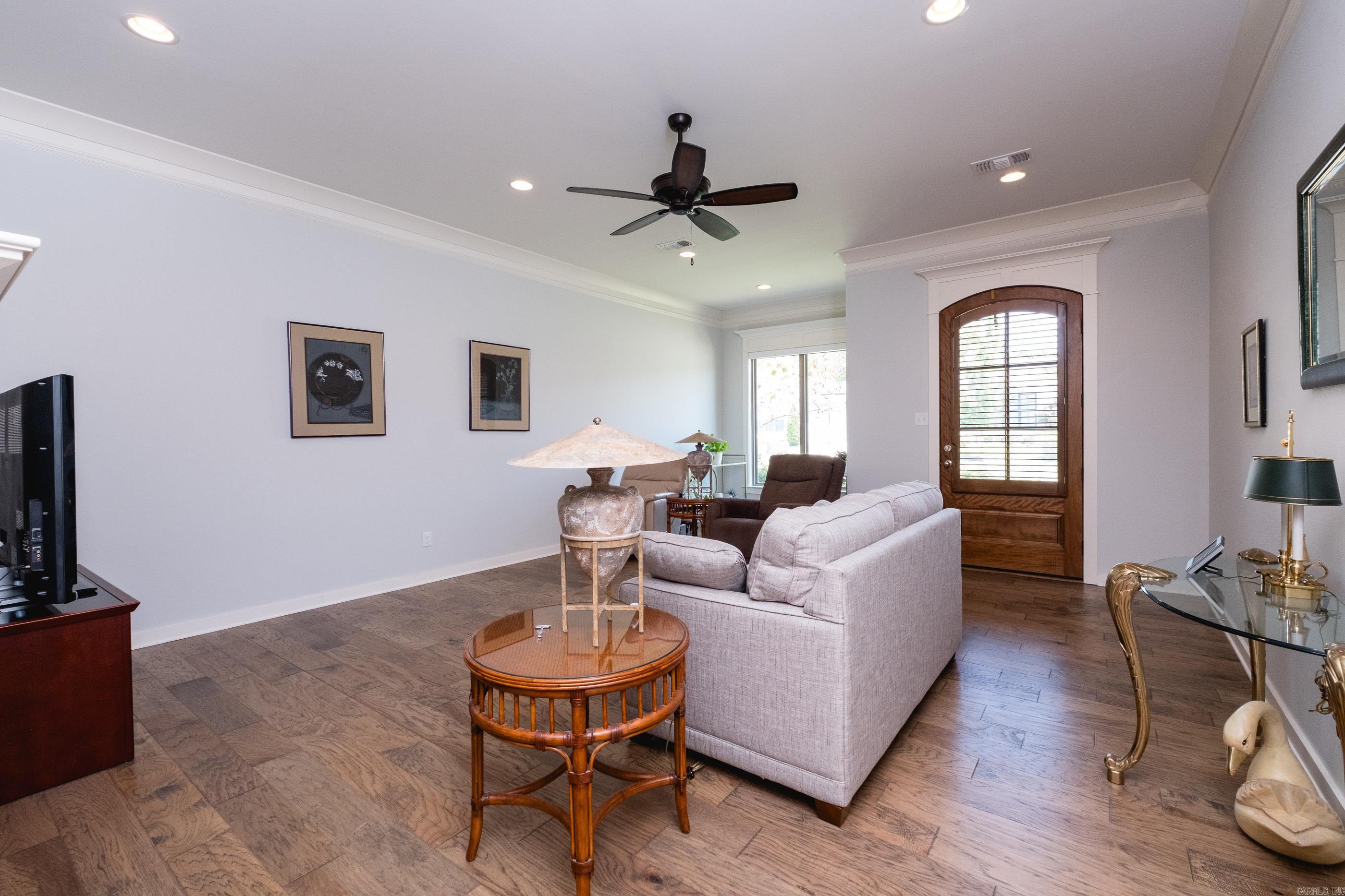 202 Rosemary Way Property Photo 6