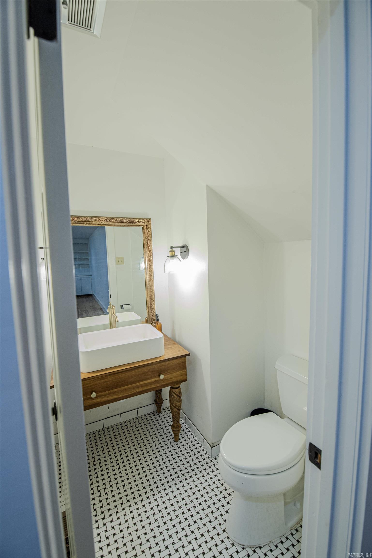 7 Chaparral Lane Property Photo 16