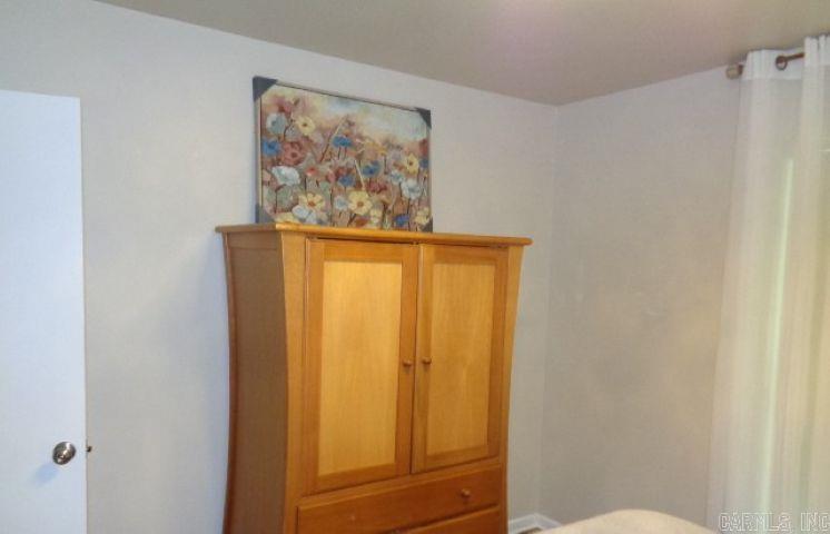 15808 Chicot Road Property Photo 10