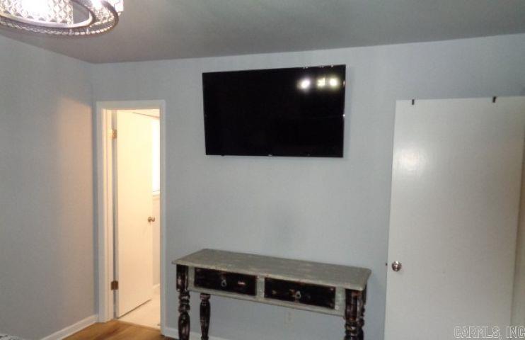 15808 Chicot Road Property Photo 12