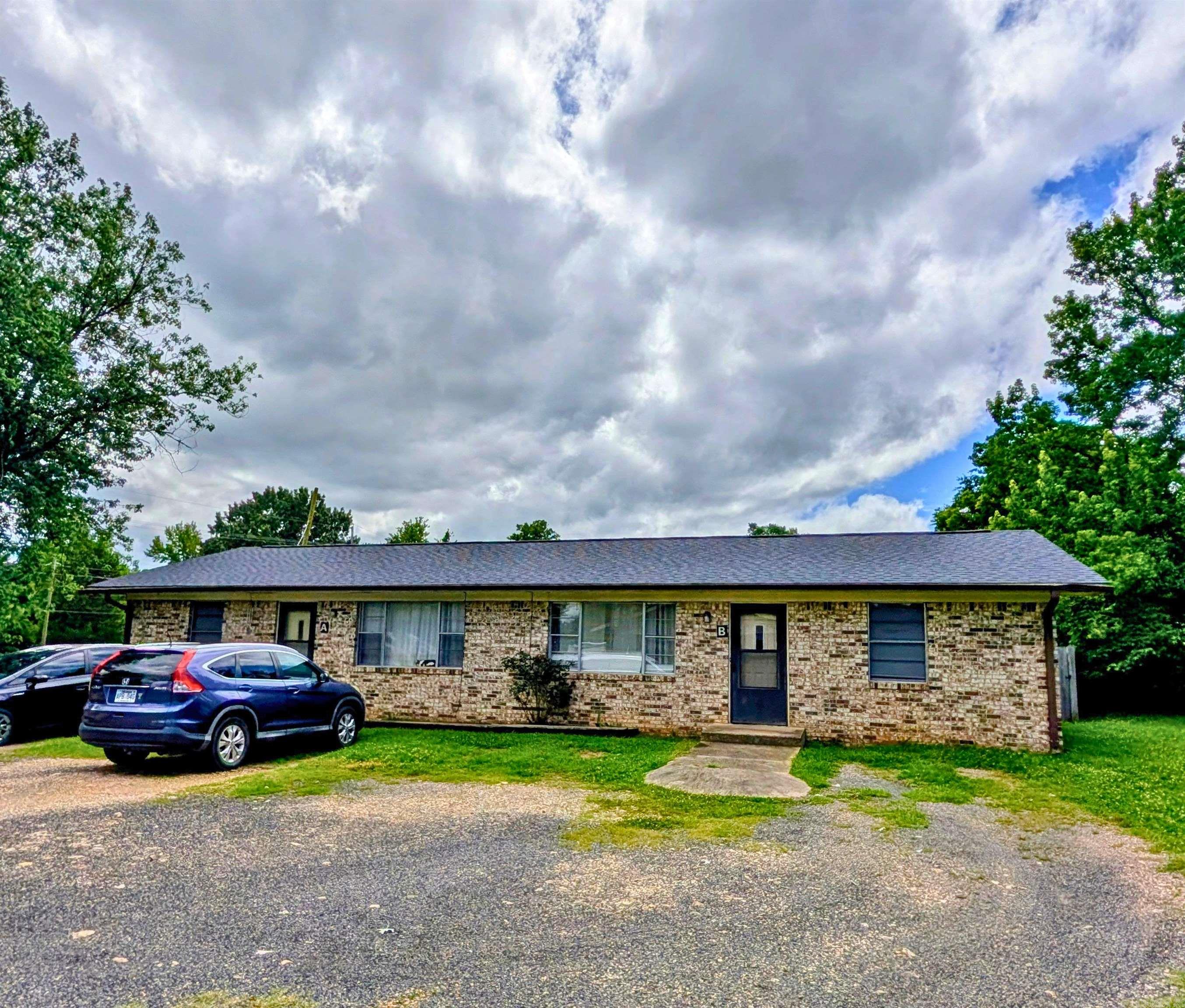 807 Sampson Avenue Property Photo 1