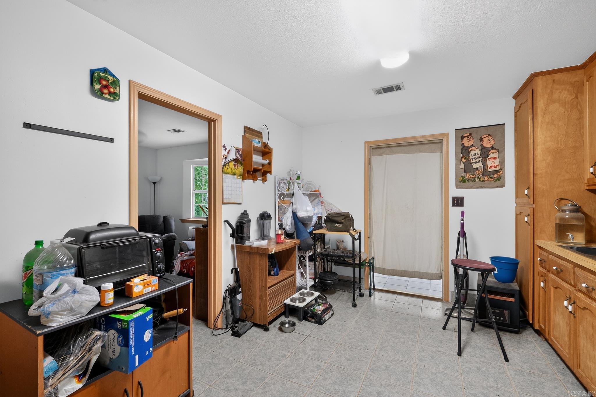 240 Ranchette Village Loop Property Photo 10