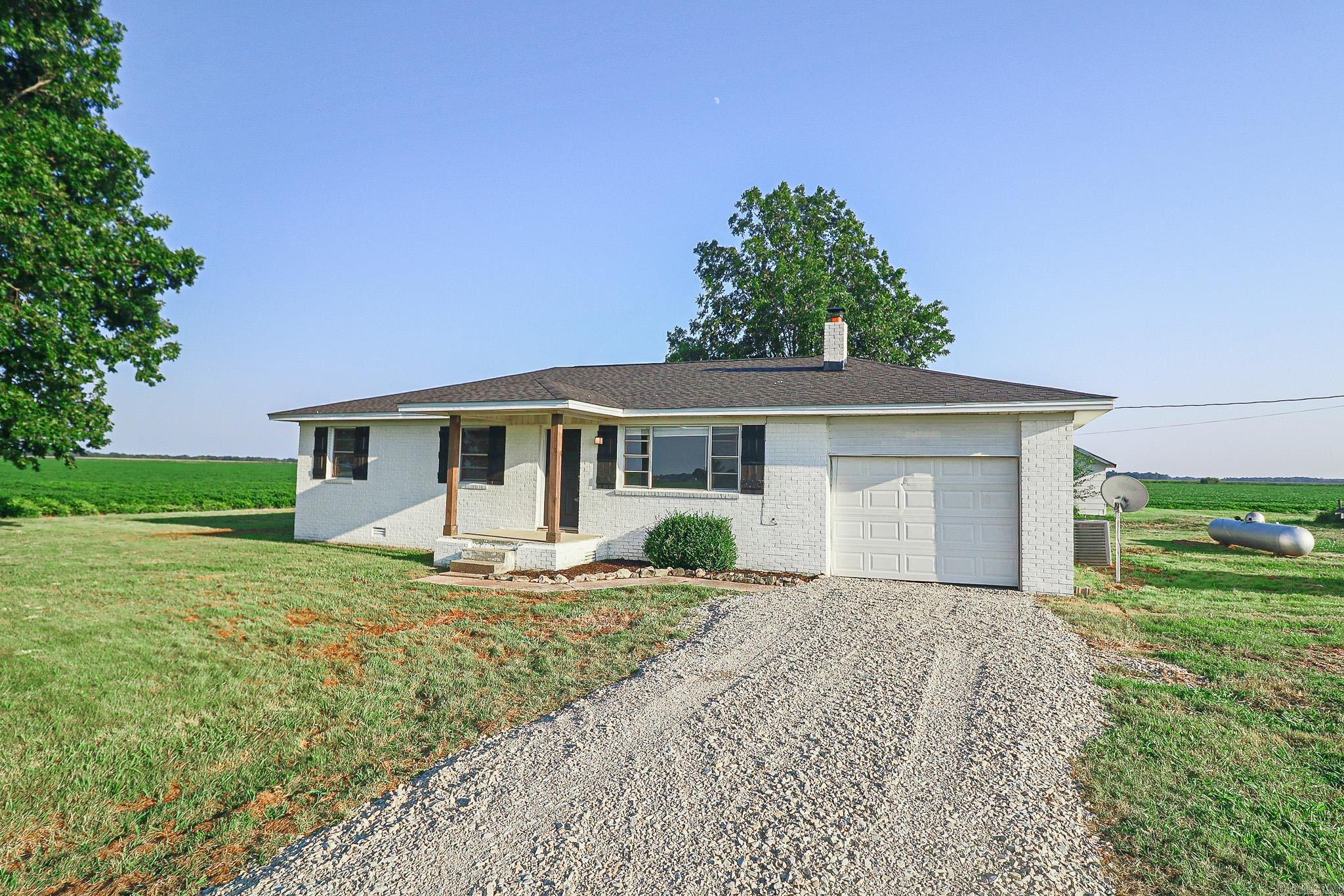 2508 County Road 960 Property Photo 2