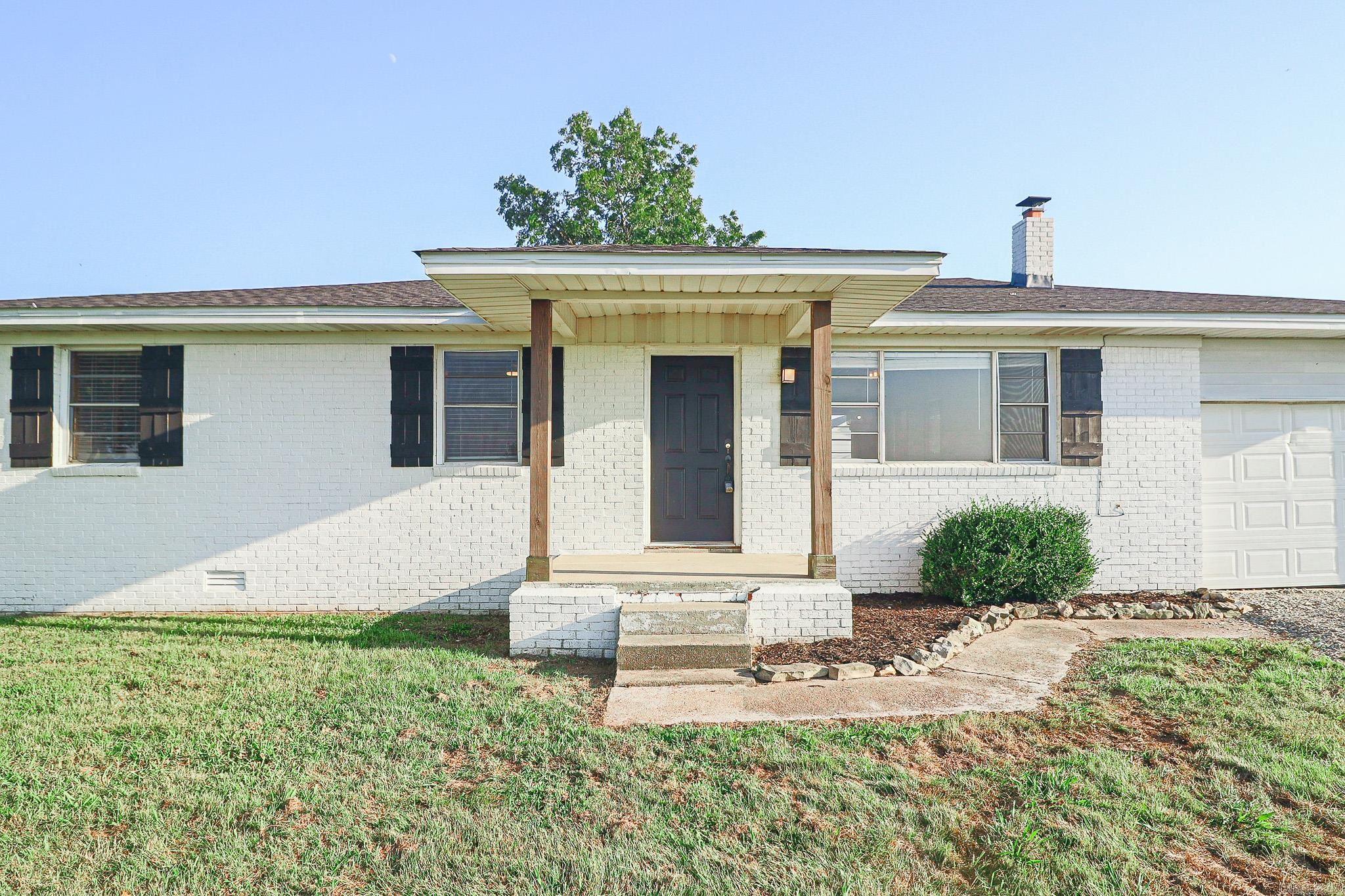 2508 County Road 960 Property Photo 4