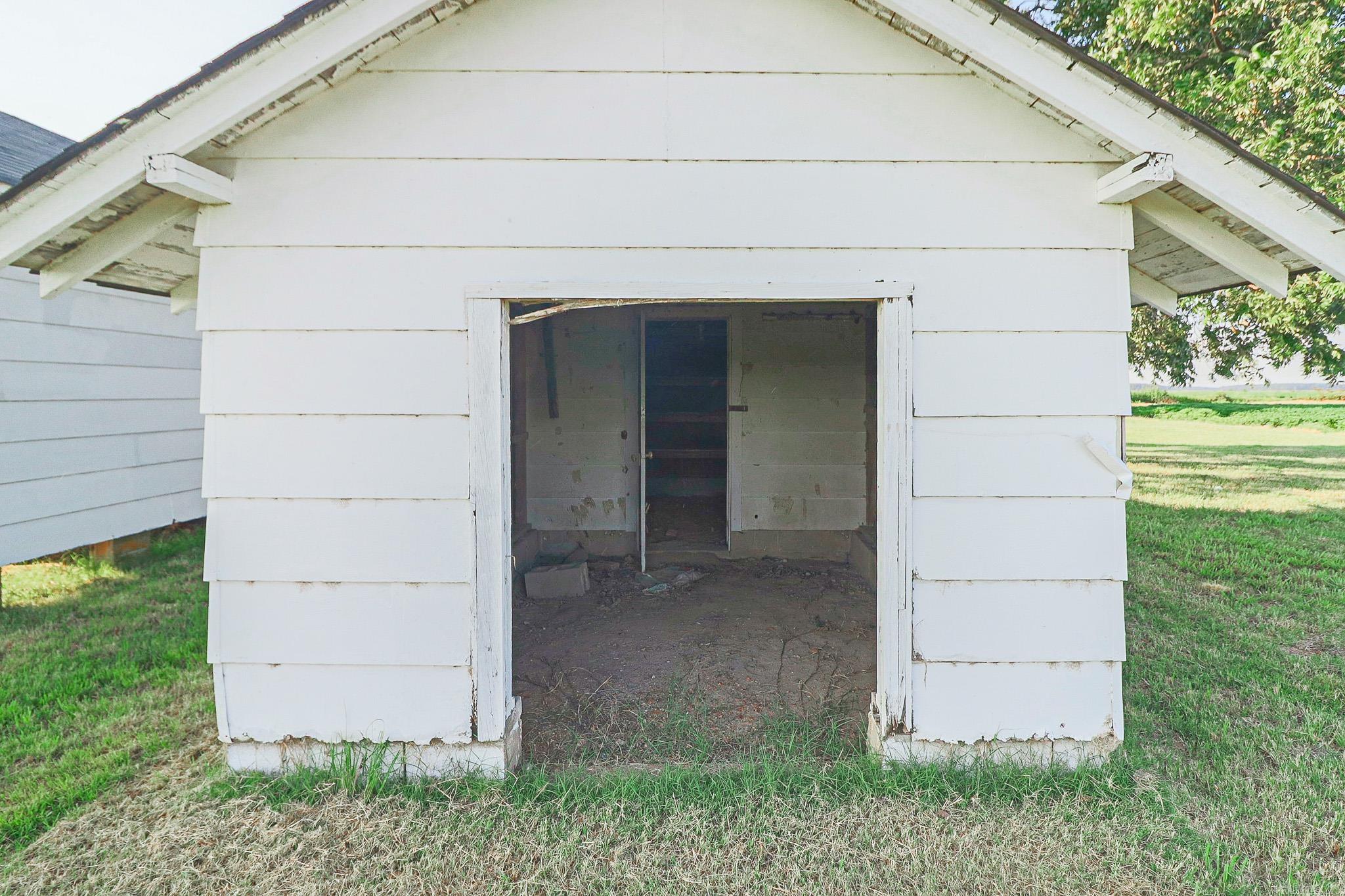2508 County Road 960 Property Photo 43