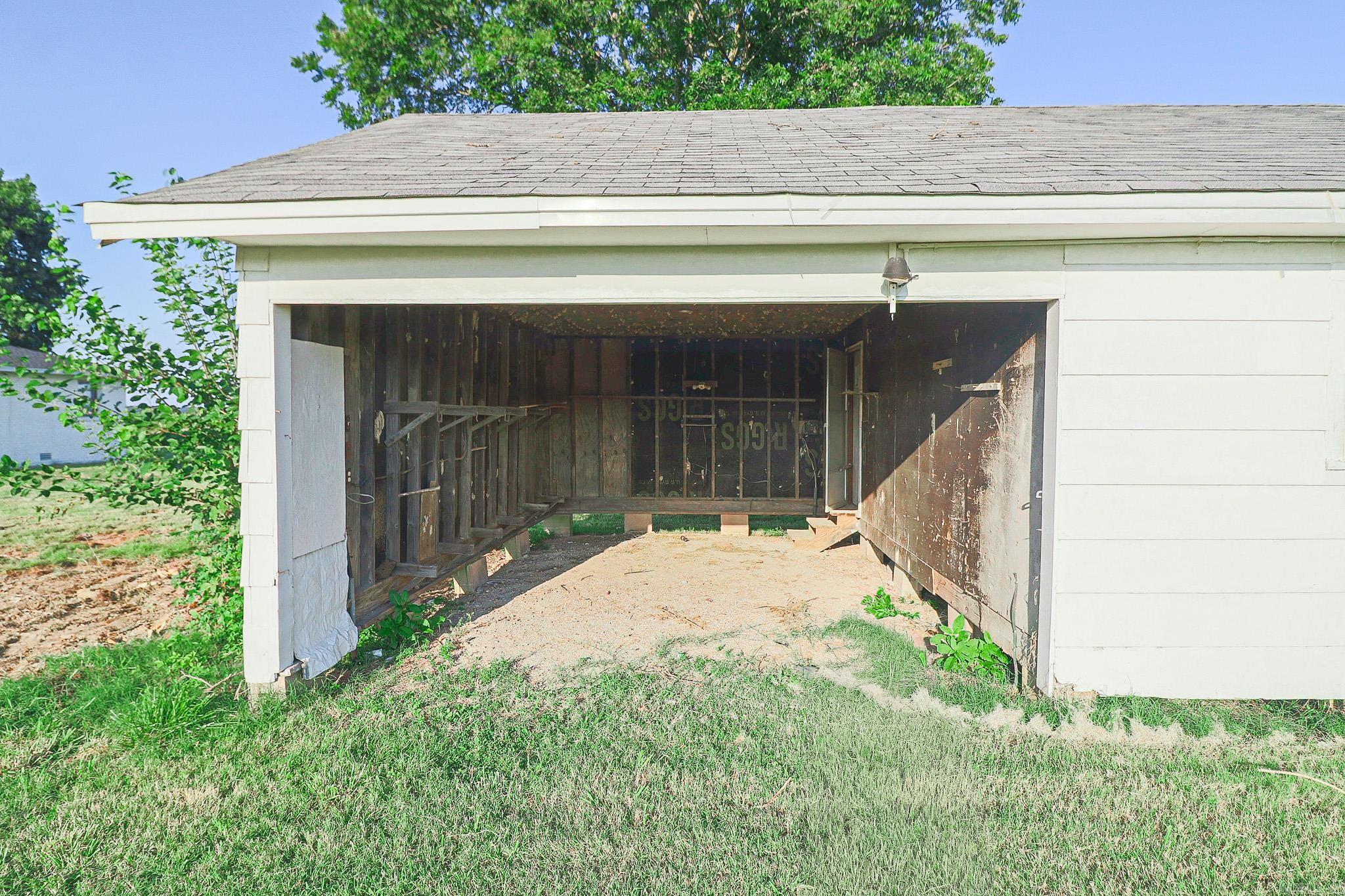 2508 County Road 960 Property Photo 45
