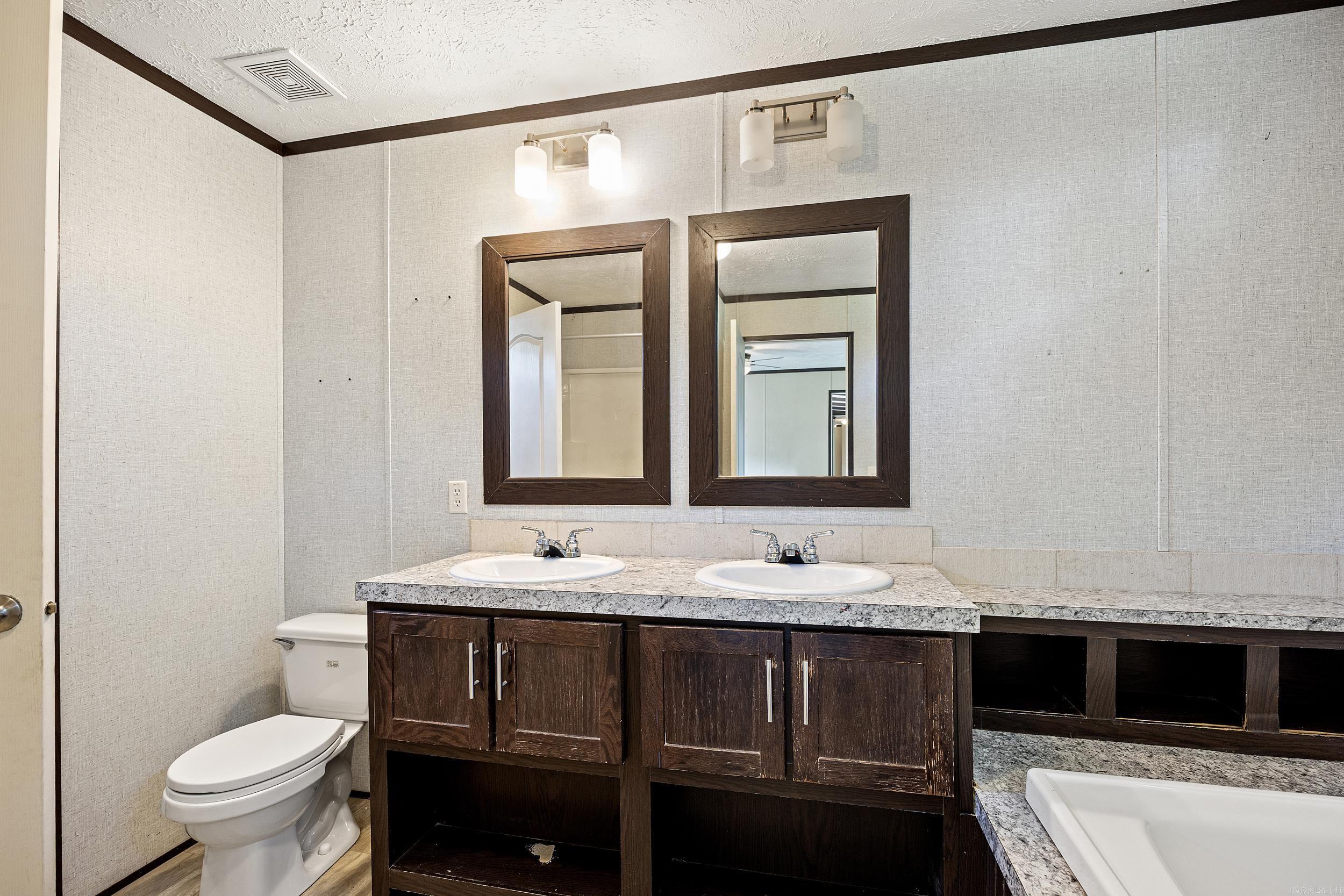 2230 Highway 10 Property Photo 11