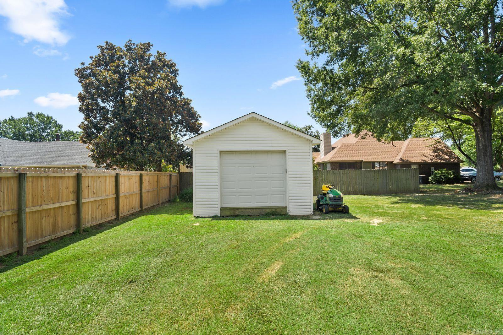 504 Brandon Dr. Property Photo 22