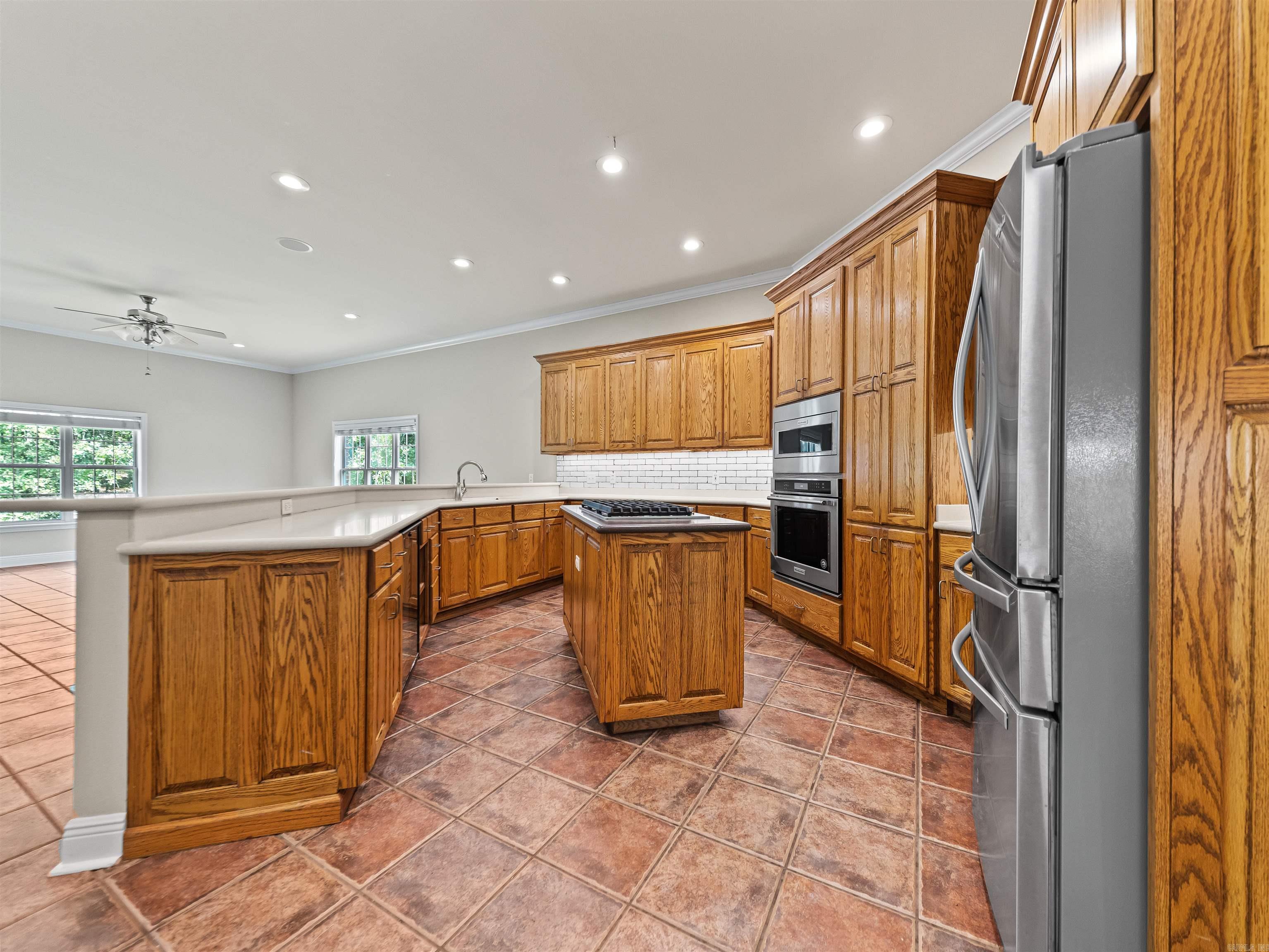 185 Hillside Place Property Photo 8
