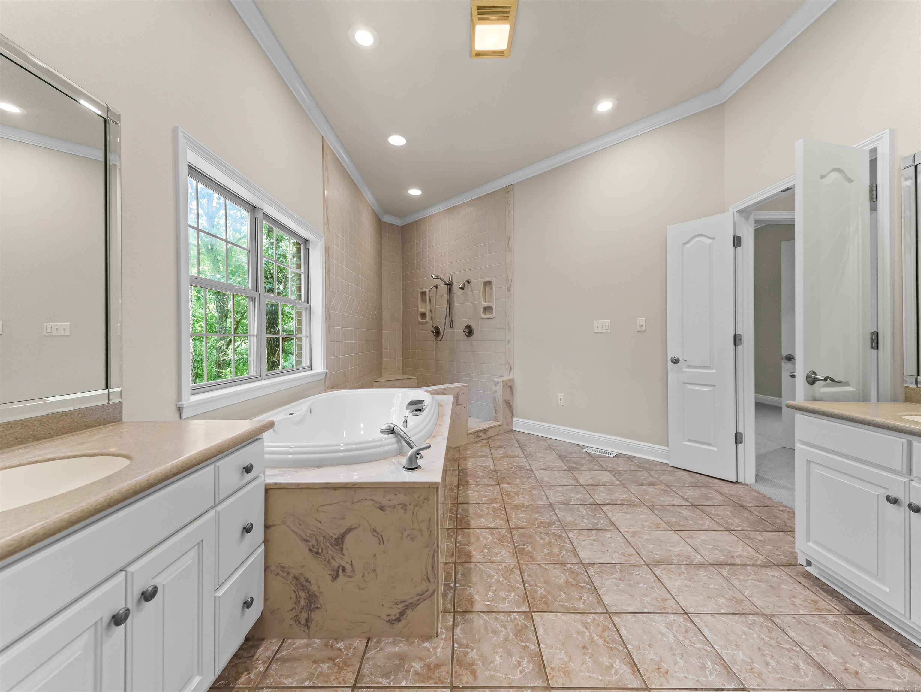 185 Hillside Place Property Photo 18