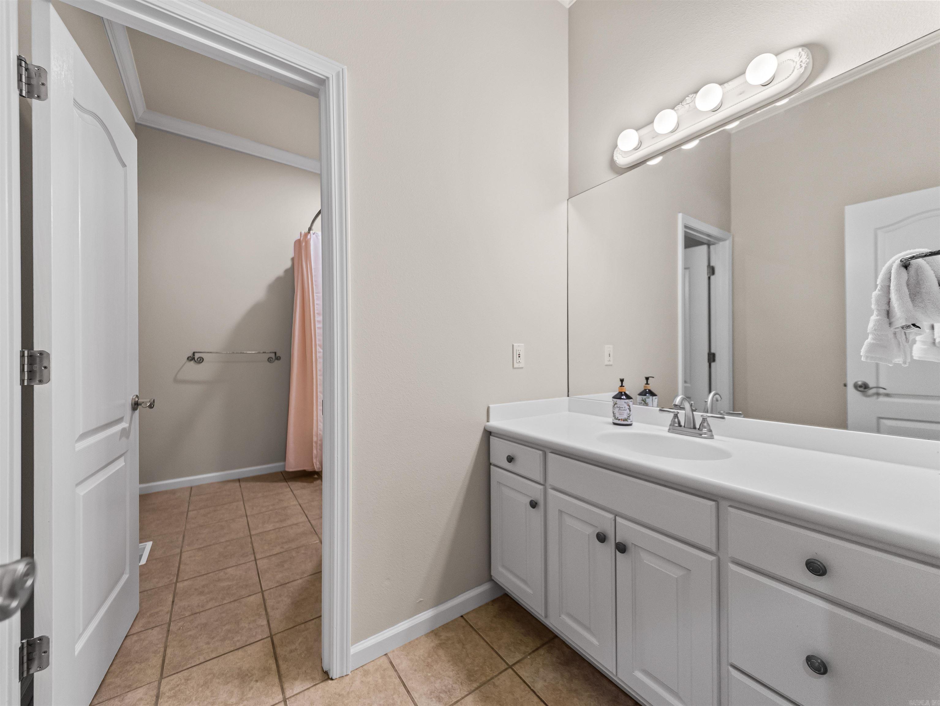 185 Hillside Place Property Photo 23