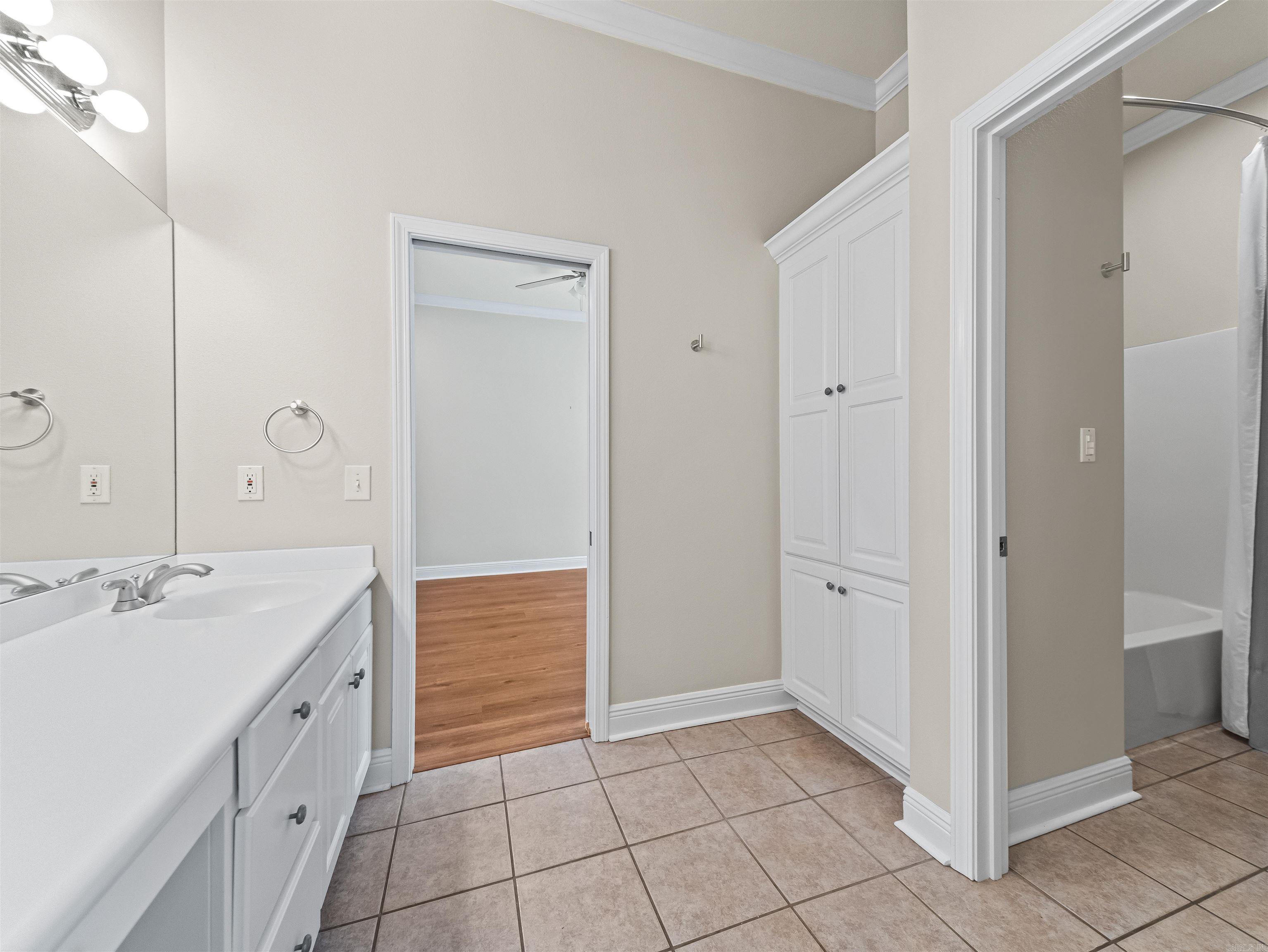 185 Hillside Place Property Photo 25