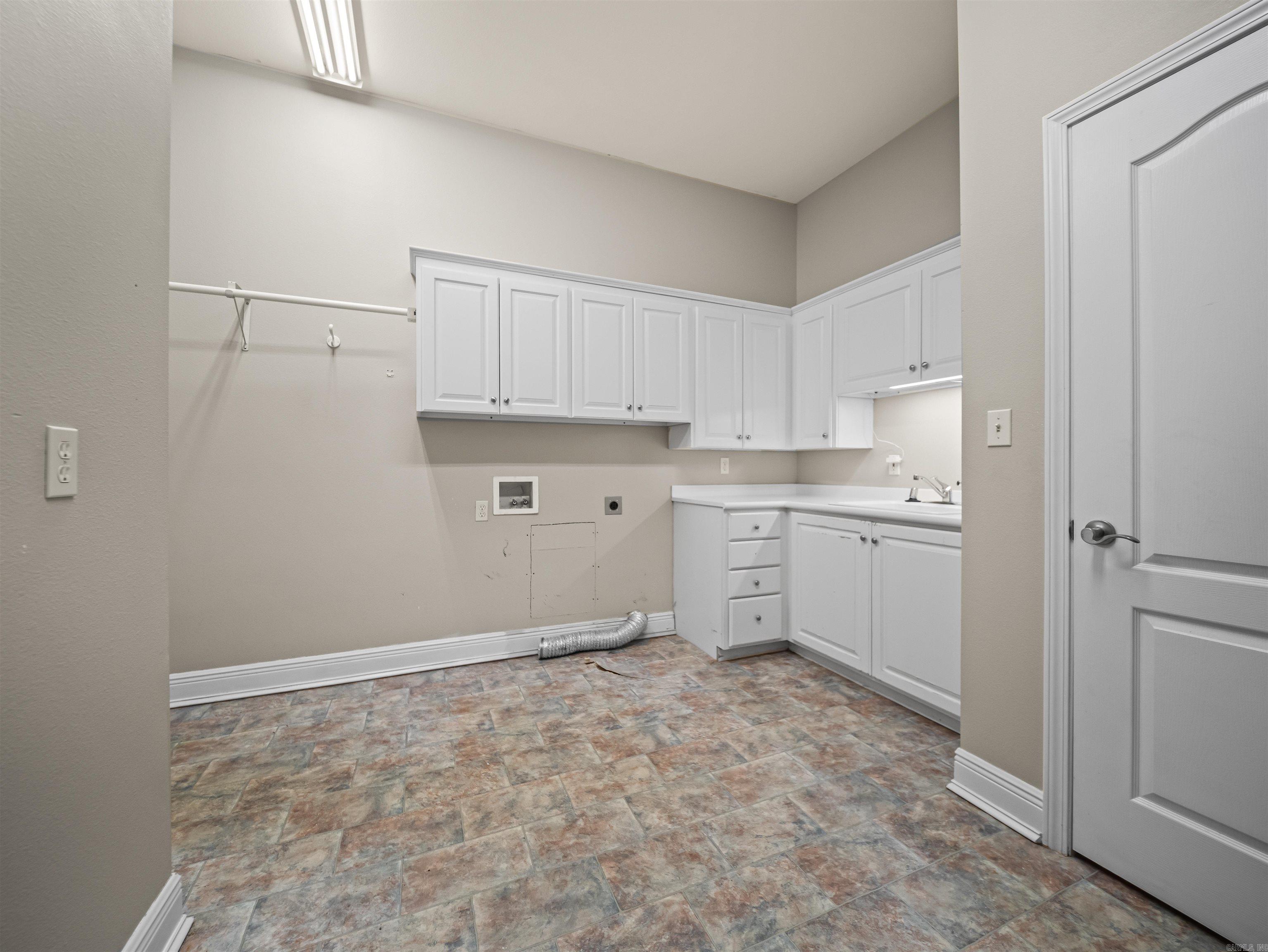 185 Hillside Place Property Photo 33