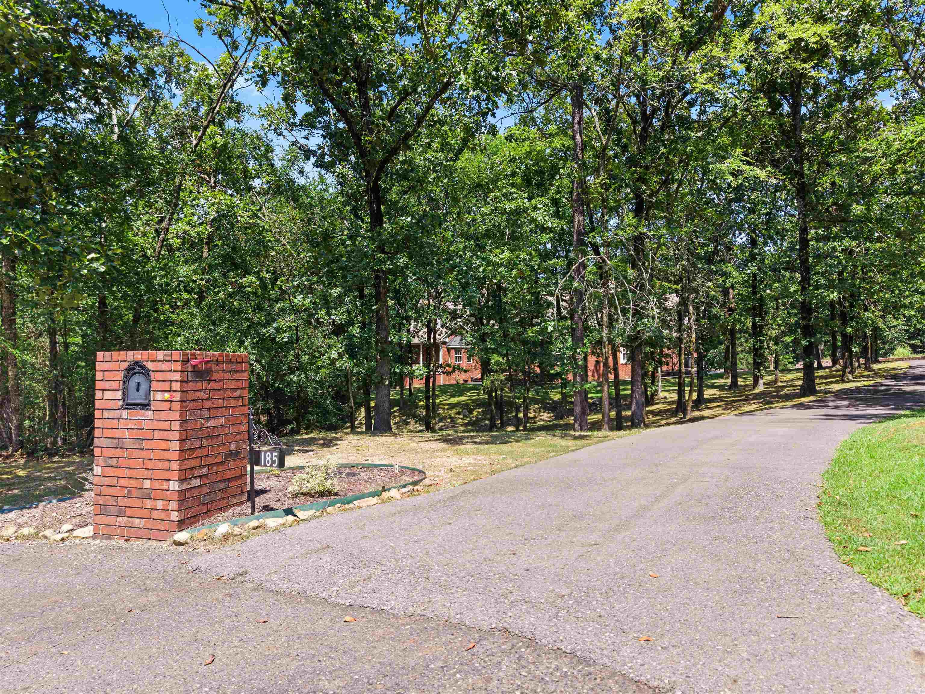 185 Hillside Place Property Photo 34