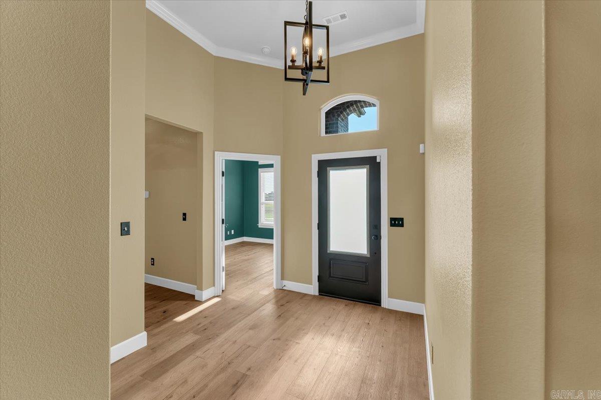 1813 Salmon Street Property Photo 6