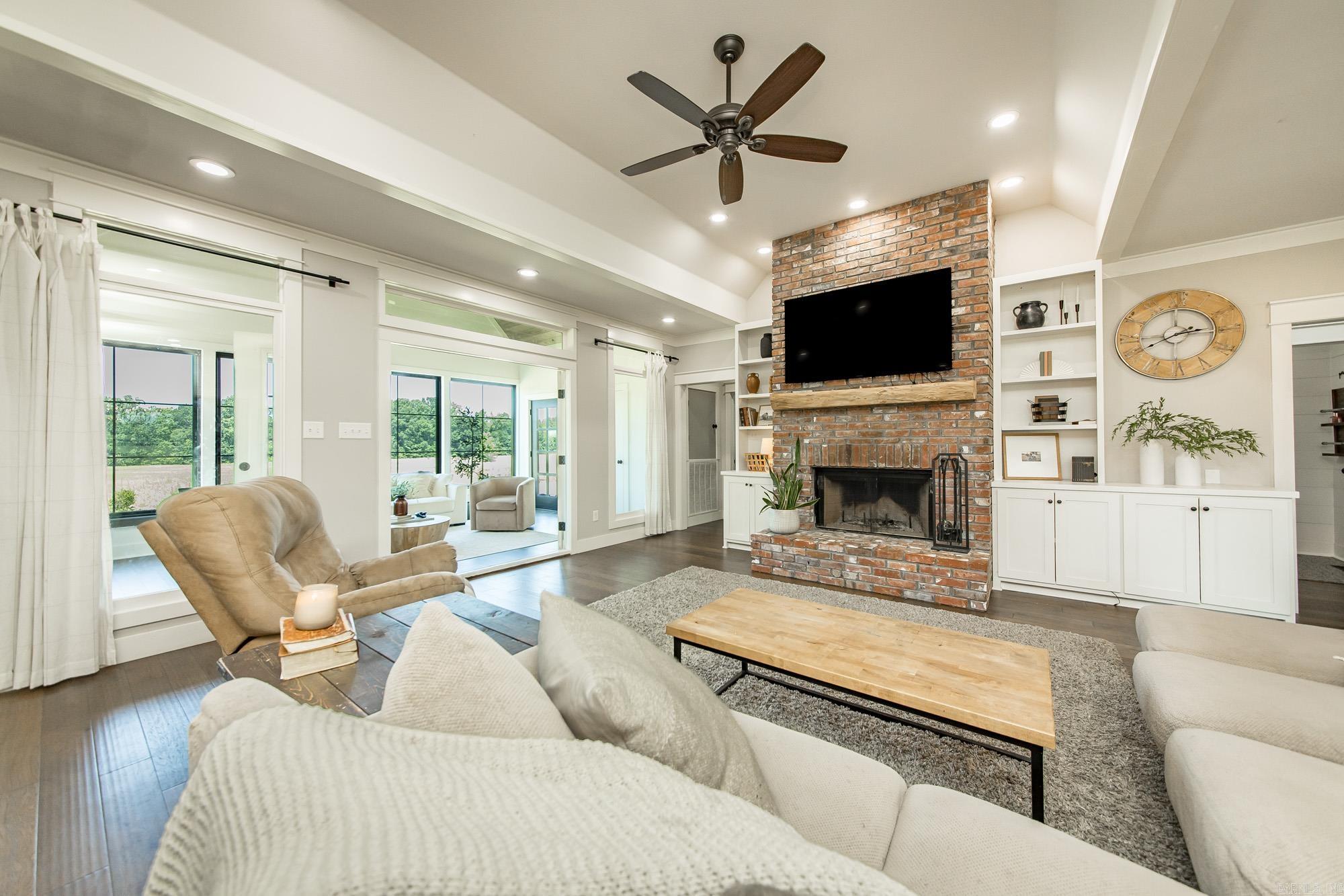 226 Hay Meadow Cove Property Photo 3