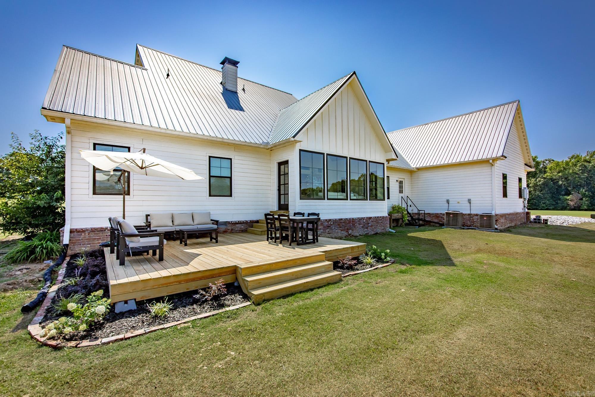 226 Hay Meadow Cove Property Photo 12