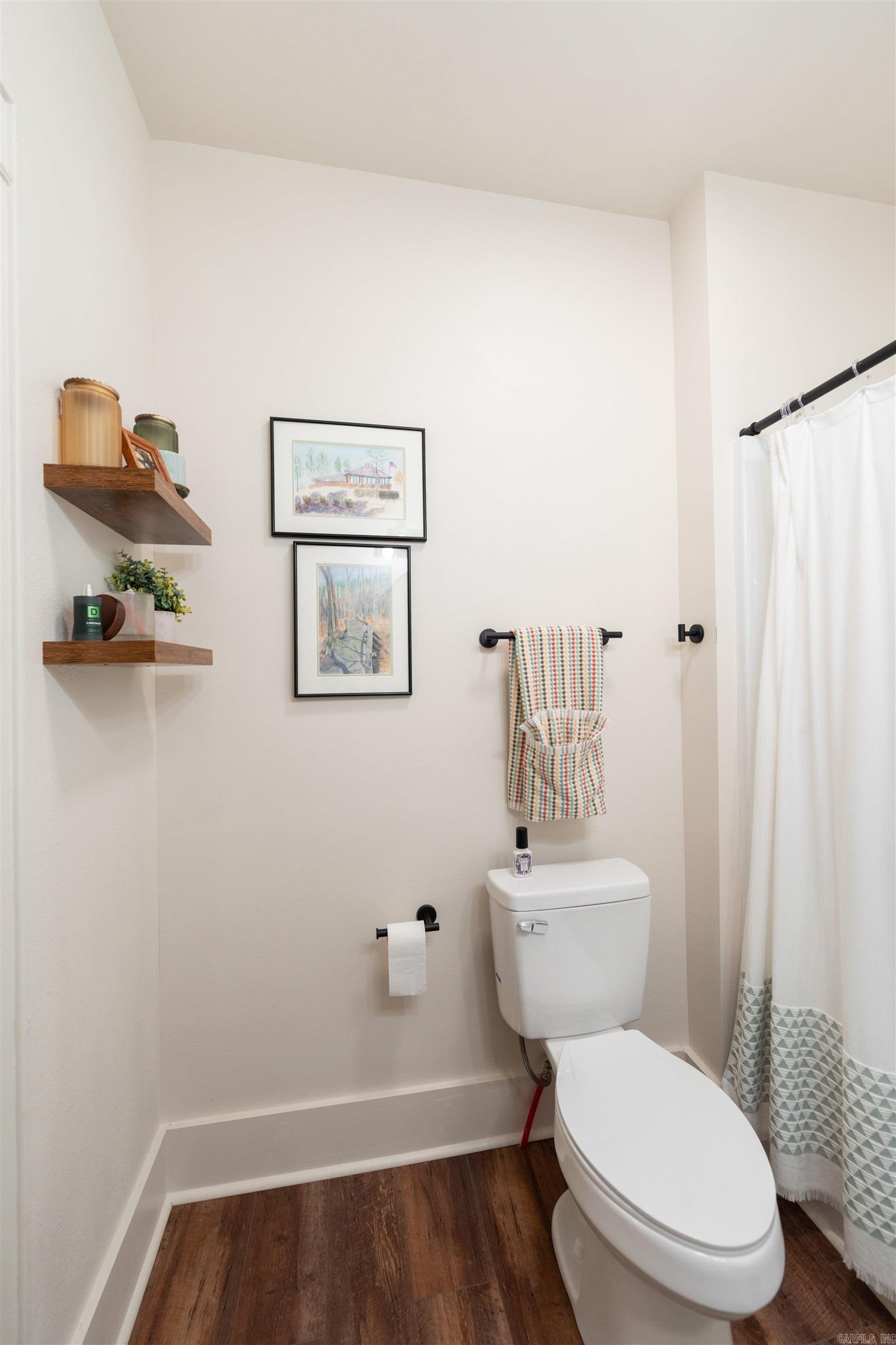 703 N Oak Property Photo 46