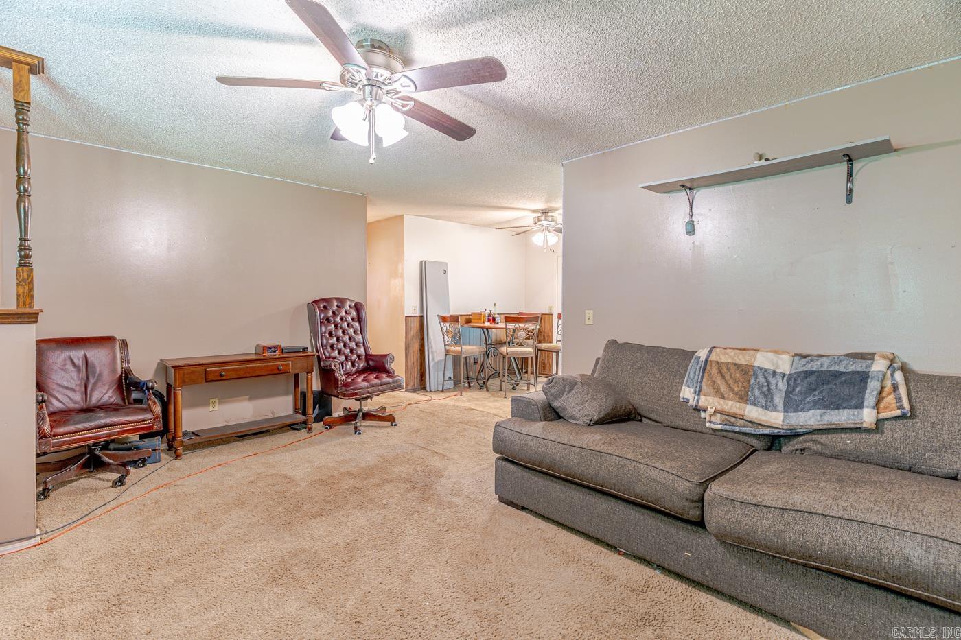 1135 Meadowcrest Drive Property Photo 7
