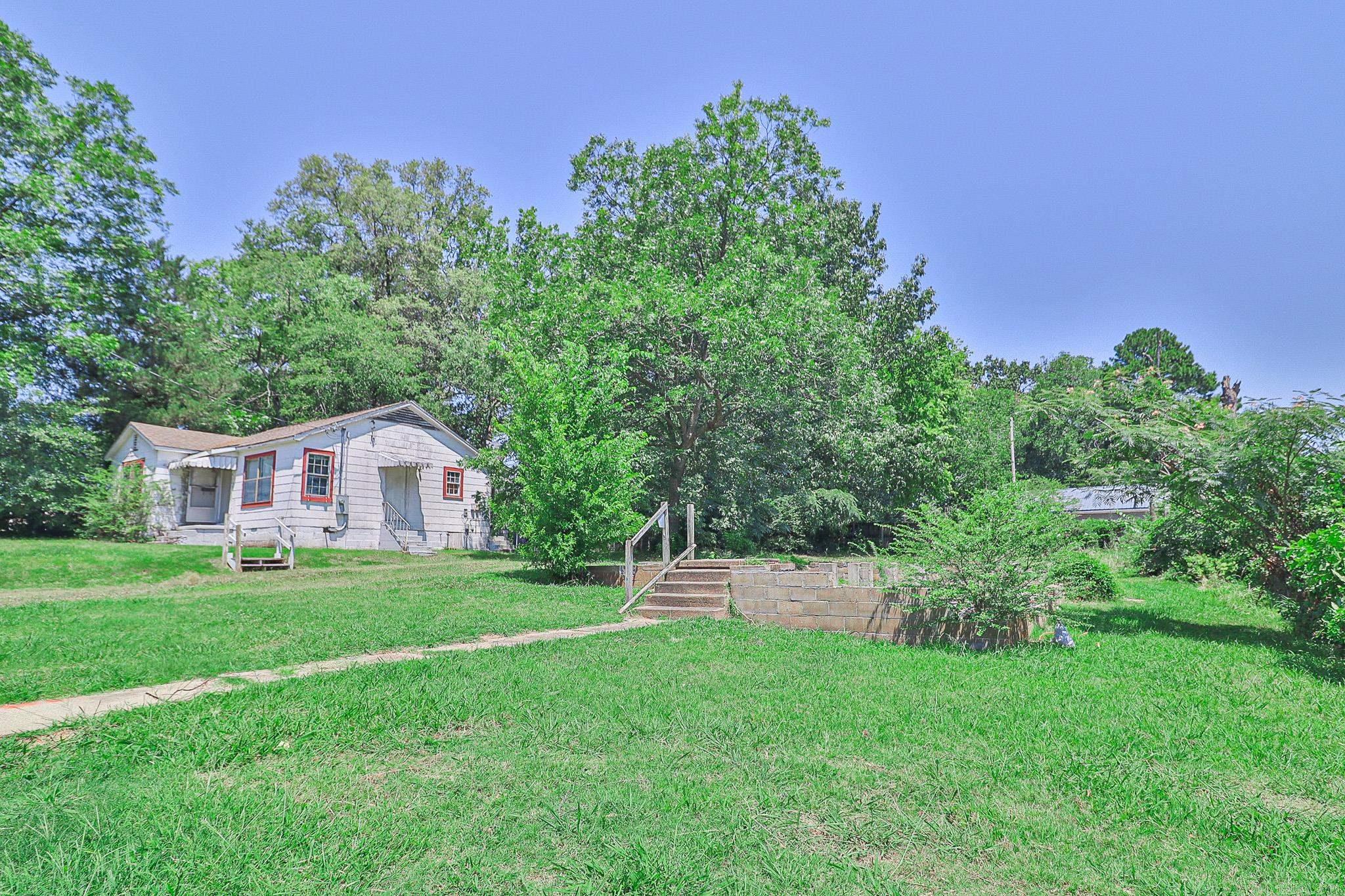 906 E Matthews Avenue Property Photo 44