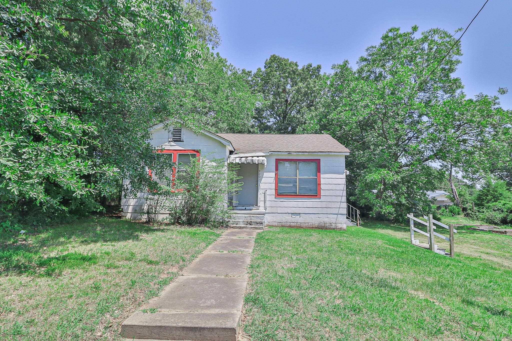 906 E Matthews Avenue Property Photo 46