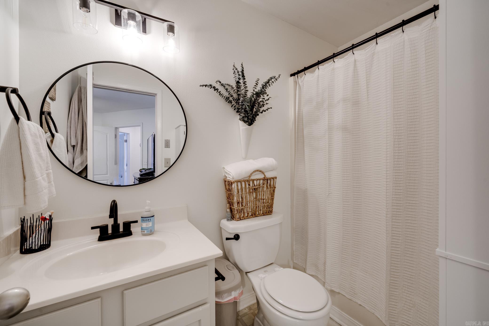 2445 Sharpe Circle Property Photo 25