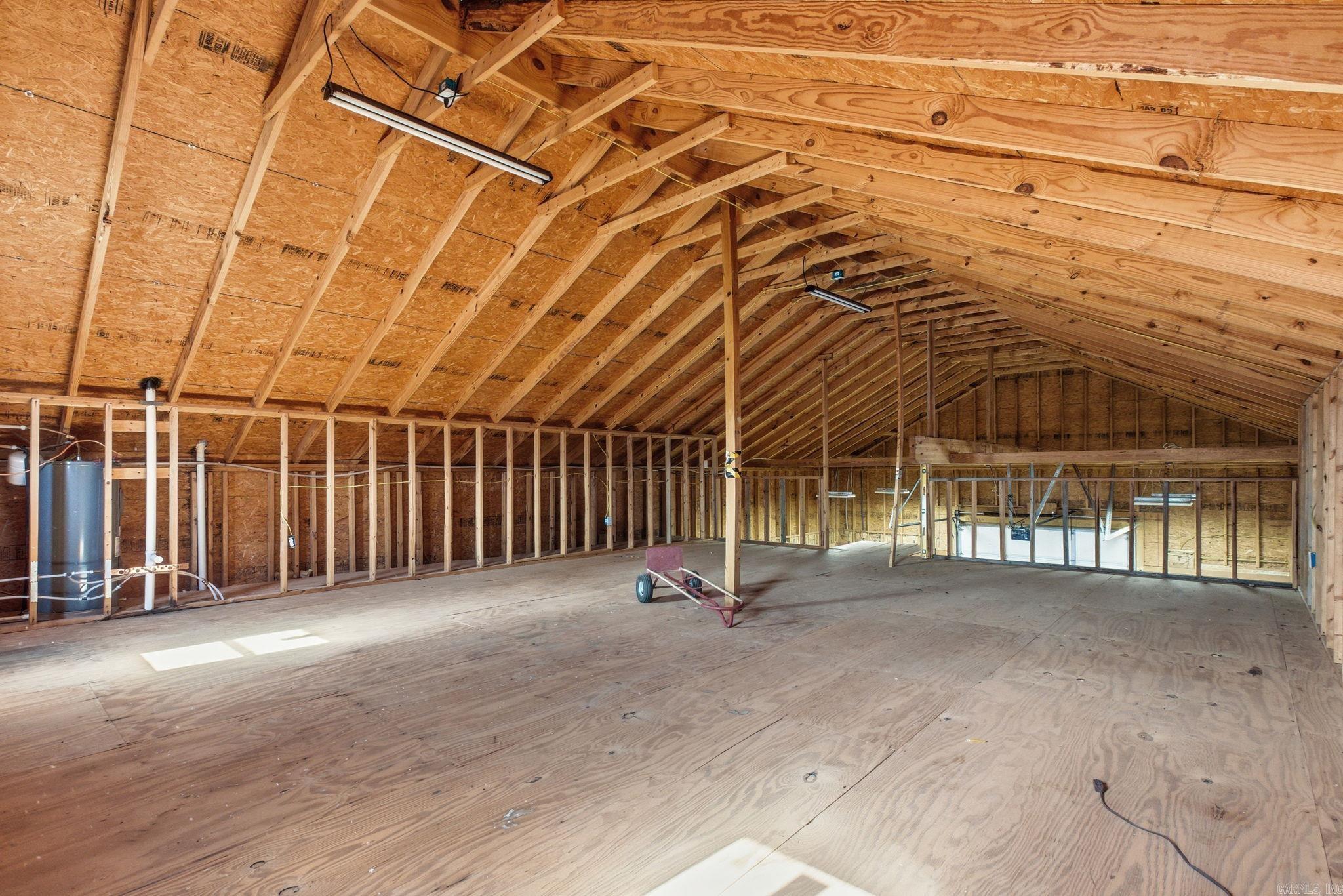 1003 Wildwood Cove Property Photo 16