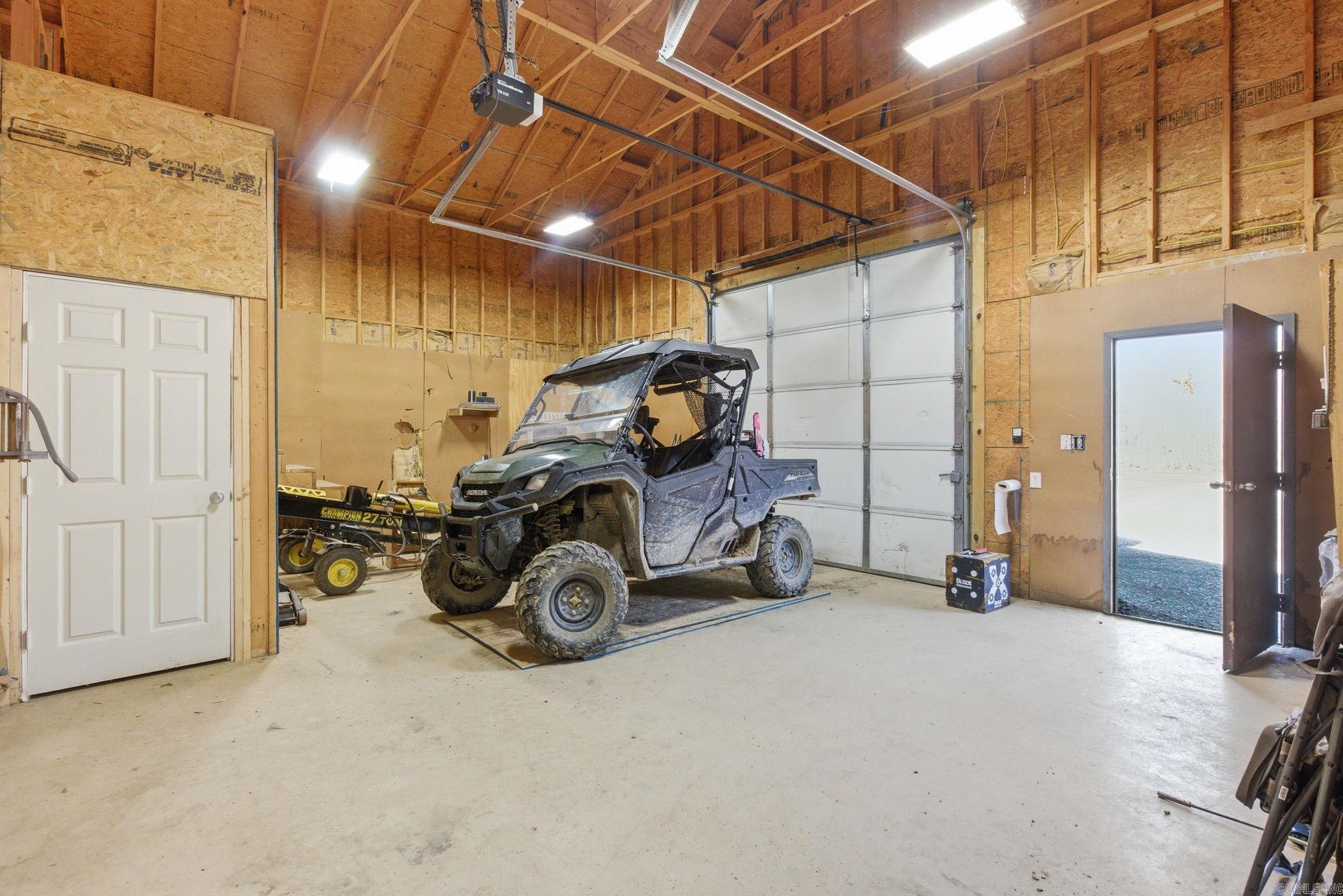 1003 Wildwood Cove Property Photo 17