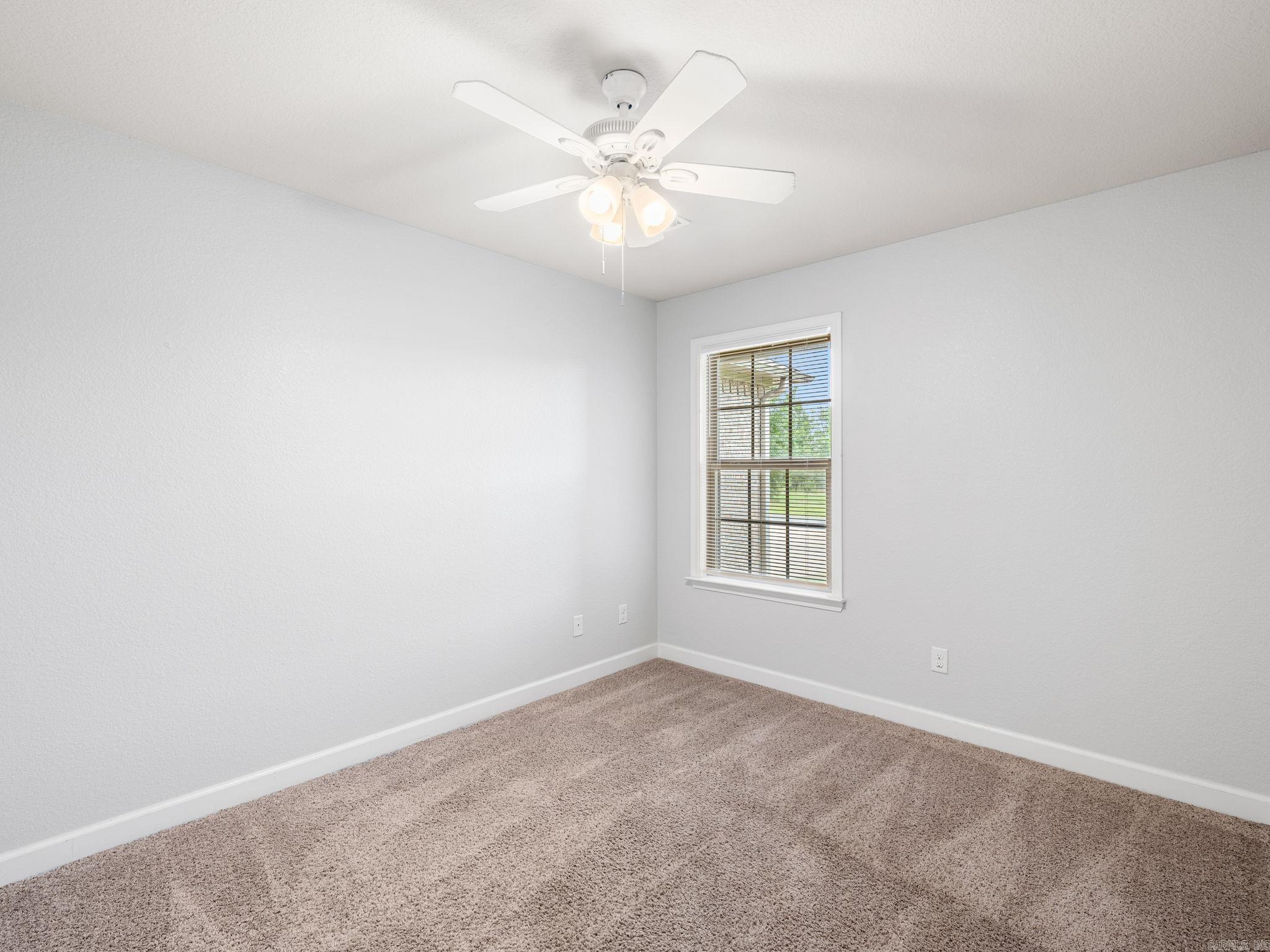 353 Cinel Loop Property Photo 23