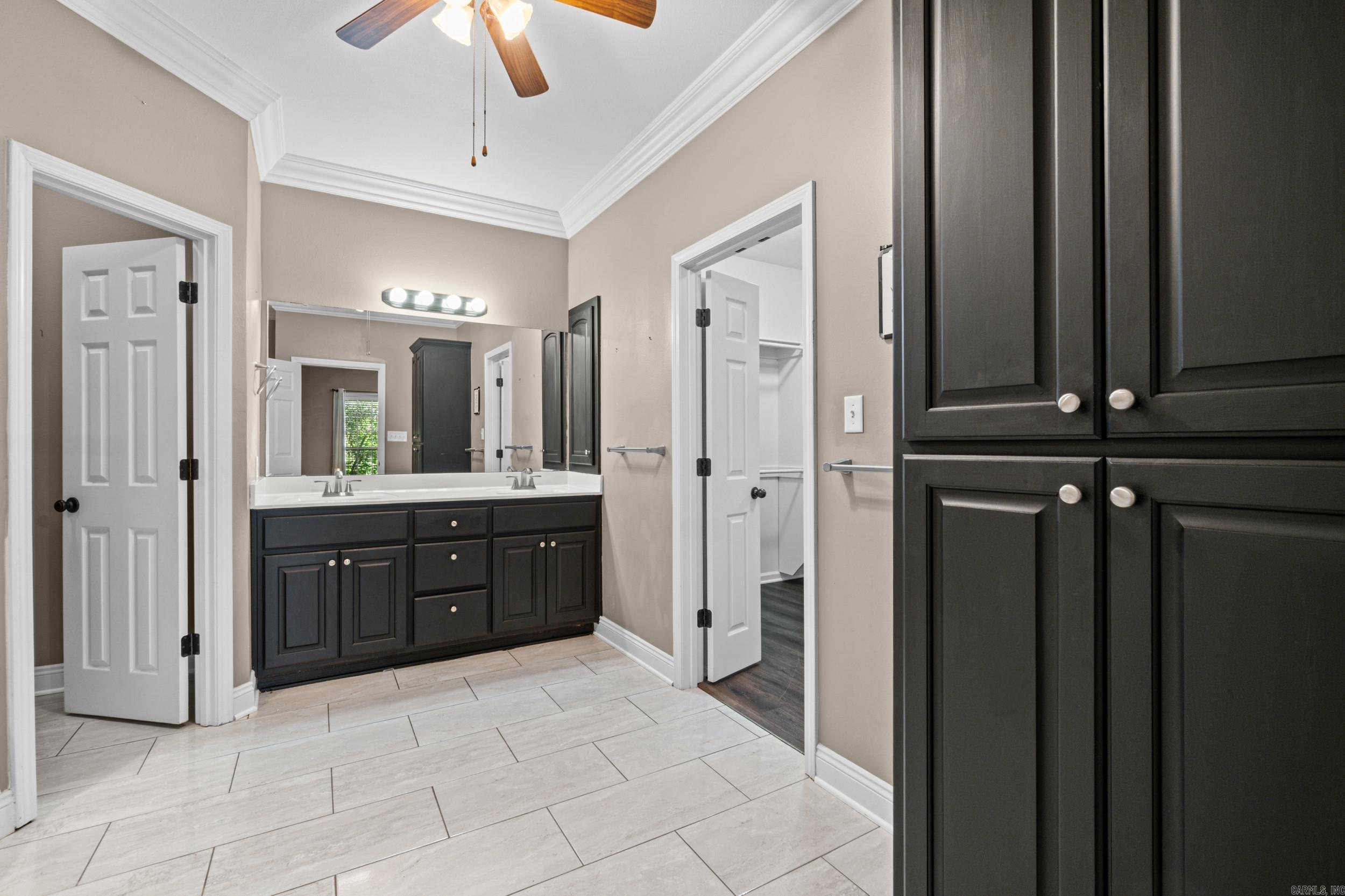 5014 Congressional Drive Property Photo 19