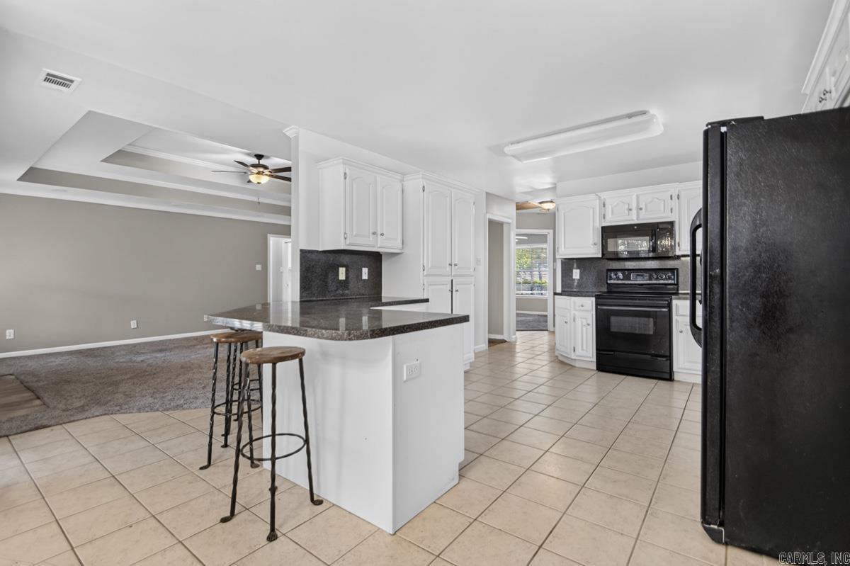 7231 Gap Meadows Drive Property Photo 8